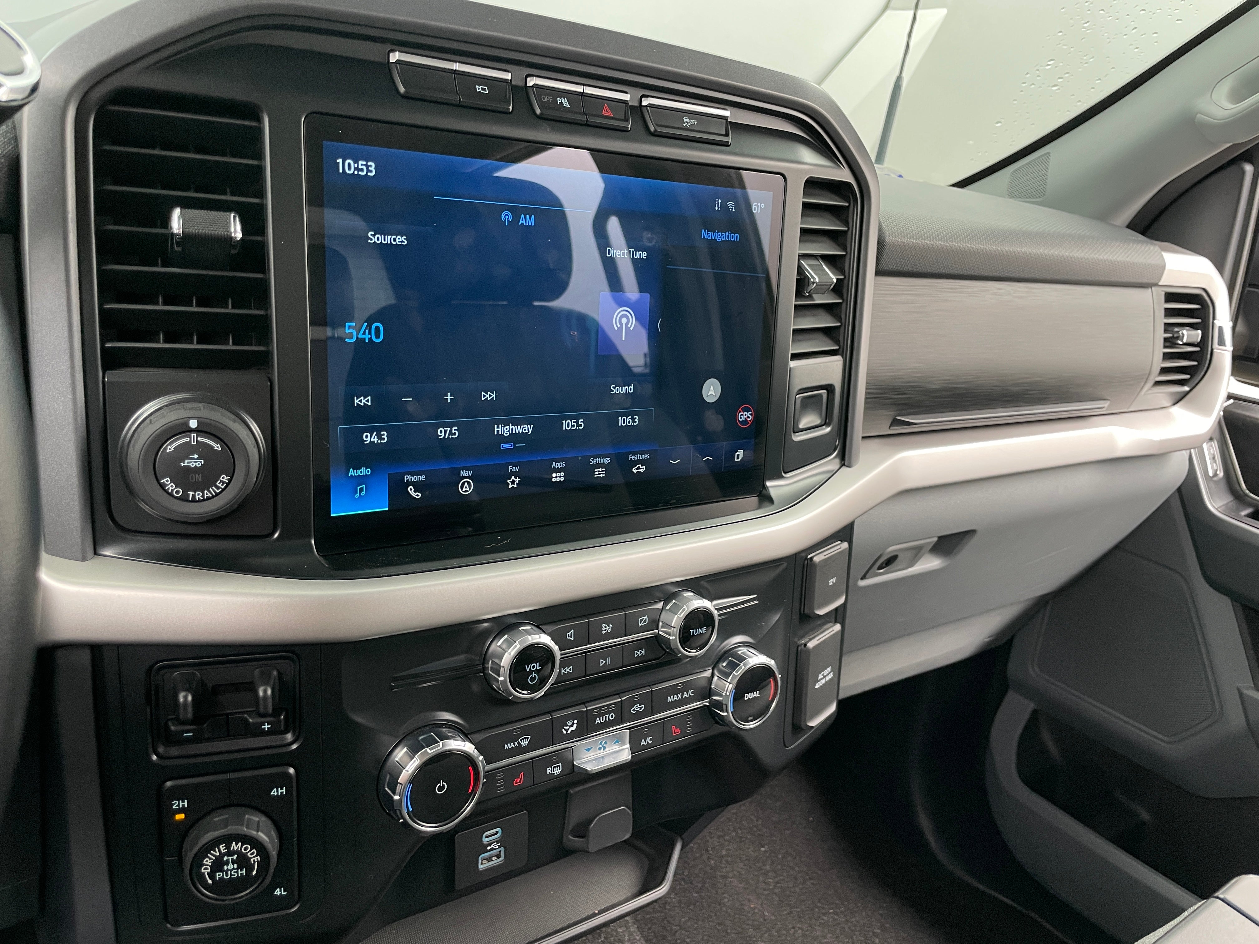2022 Ford Econoline E-150 4