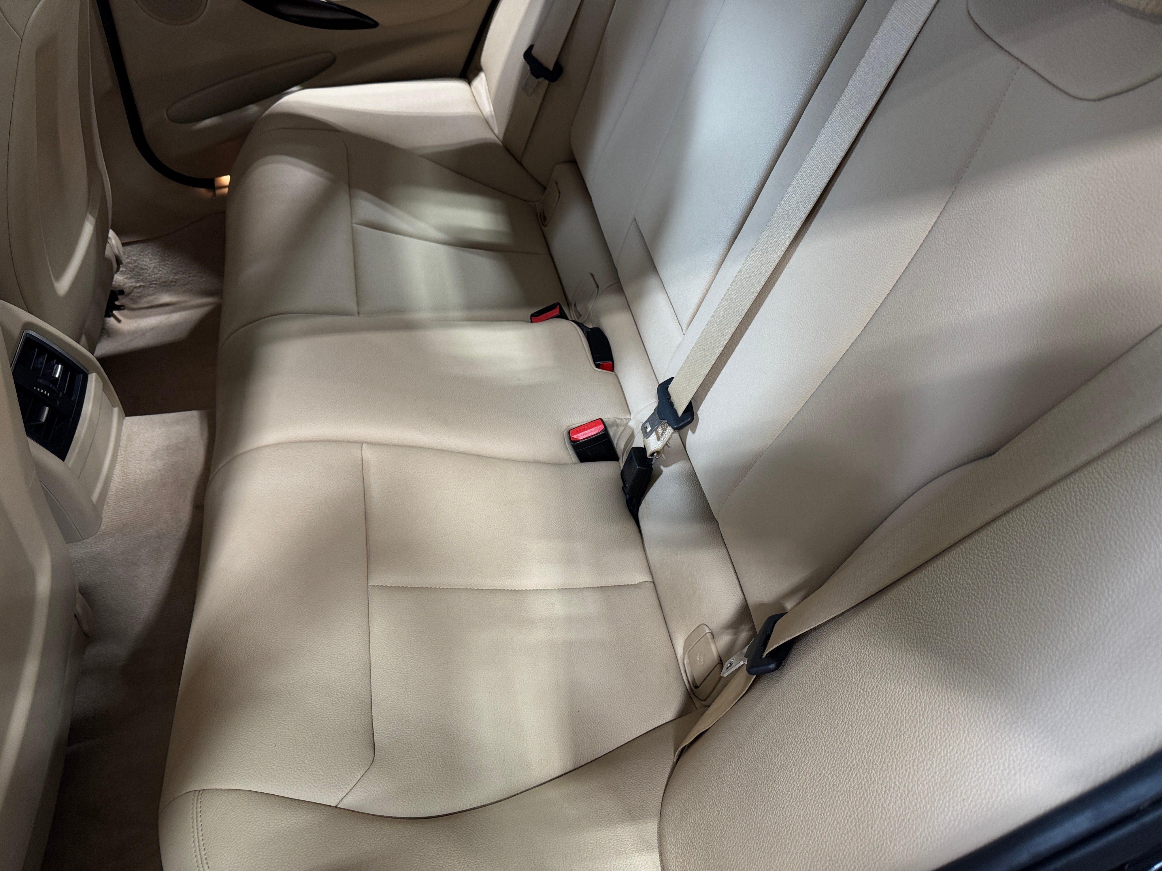 2016 BMW 3 Series 320i xDrive 5