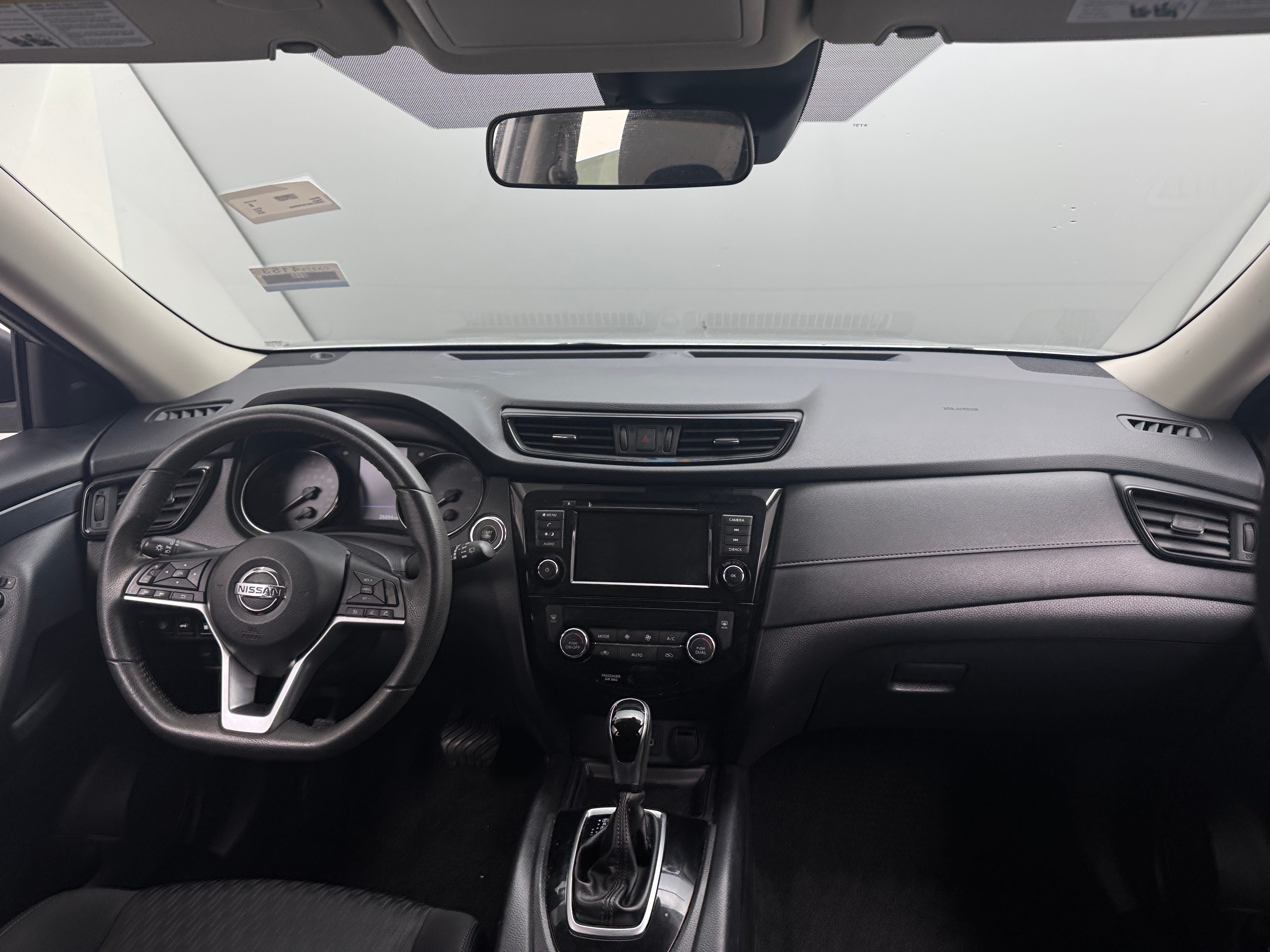 2019 Nissan Rogue SV 3