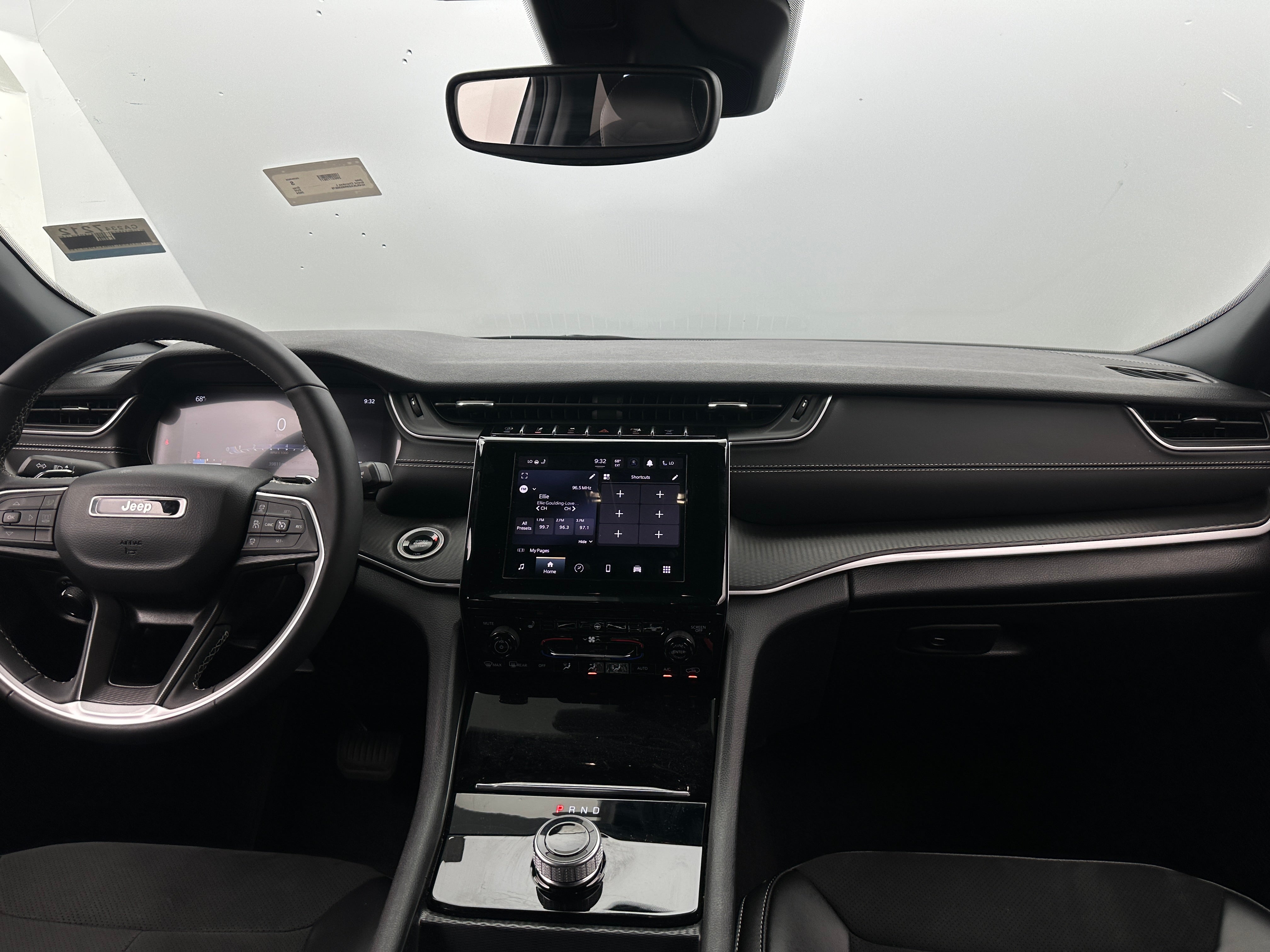 2024 Jeep Grand Cherokee L Altitude 3