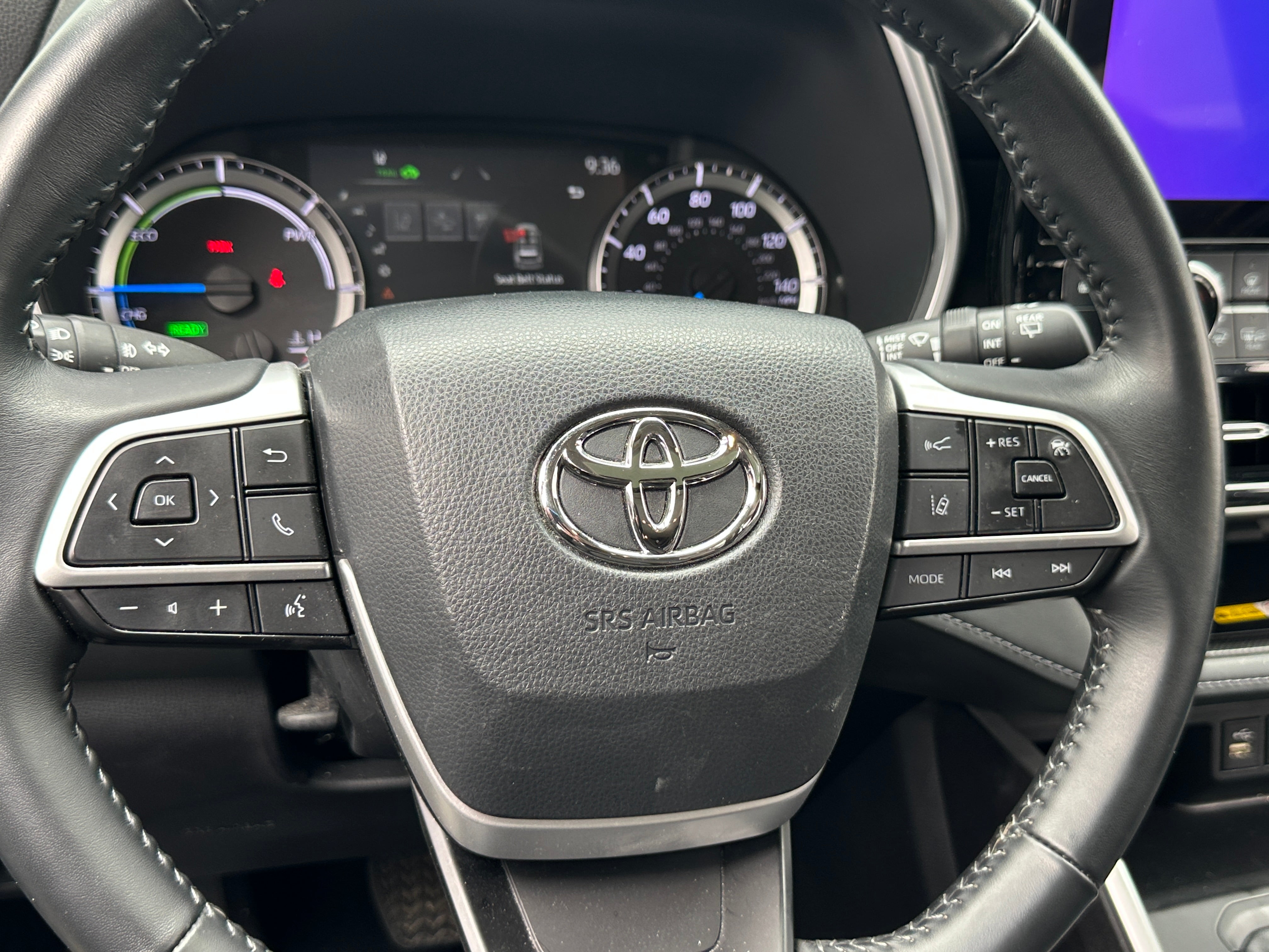 2023 Toyota Highlander XLE 4