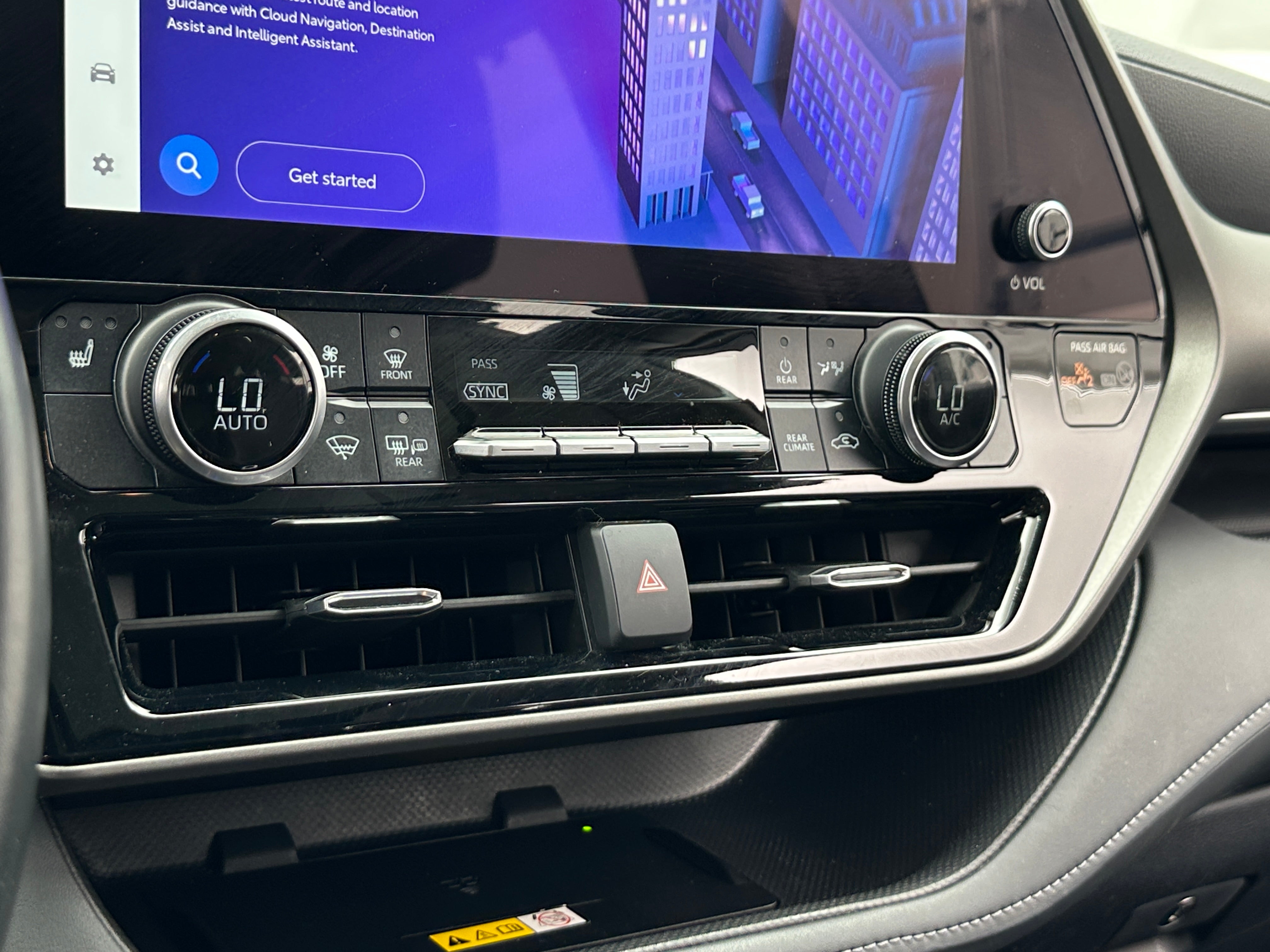 2023 Toyota Highlander XLE 3