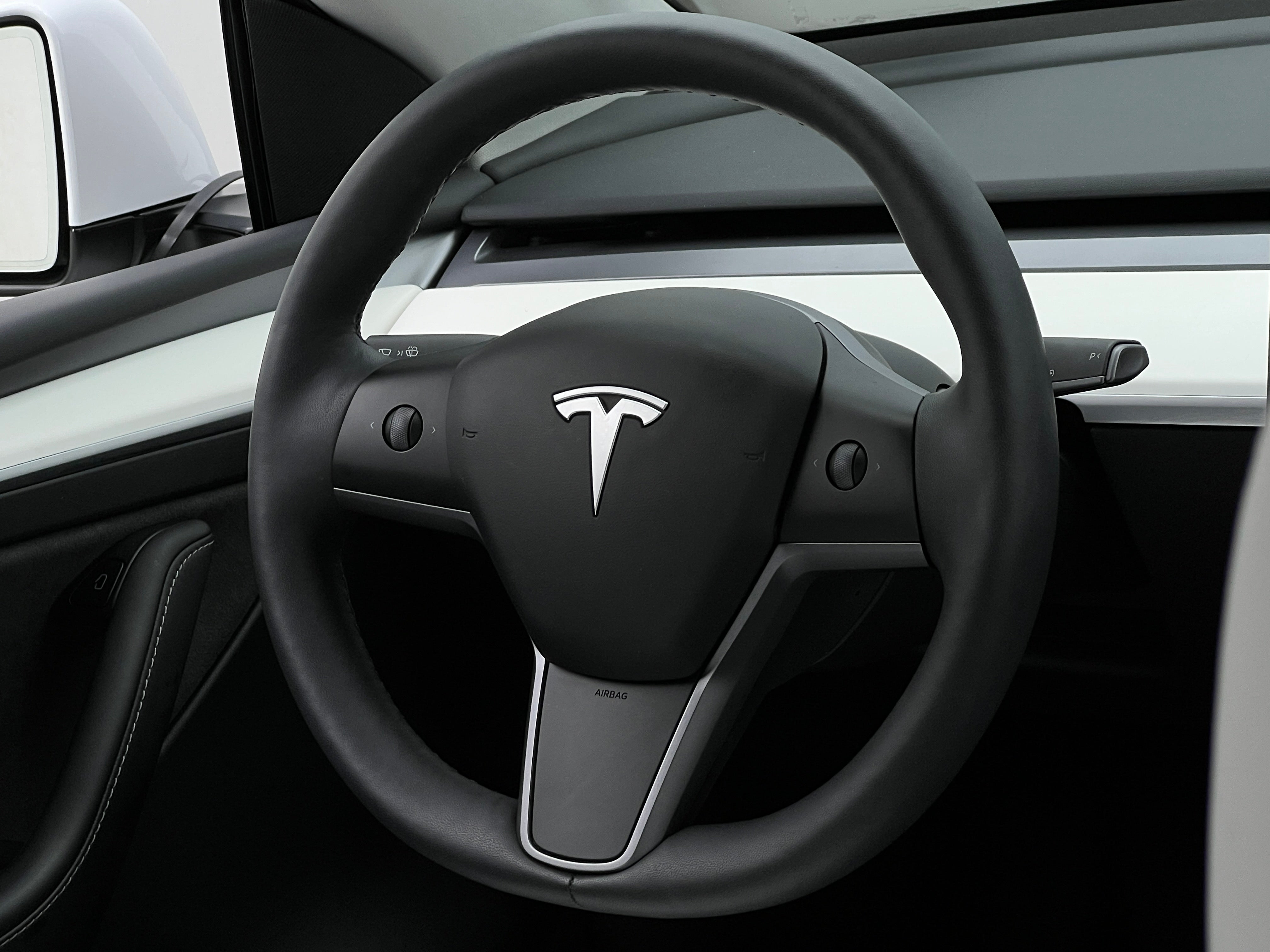 Thumbnail: 2023 Tesla Model Y - 4