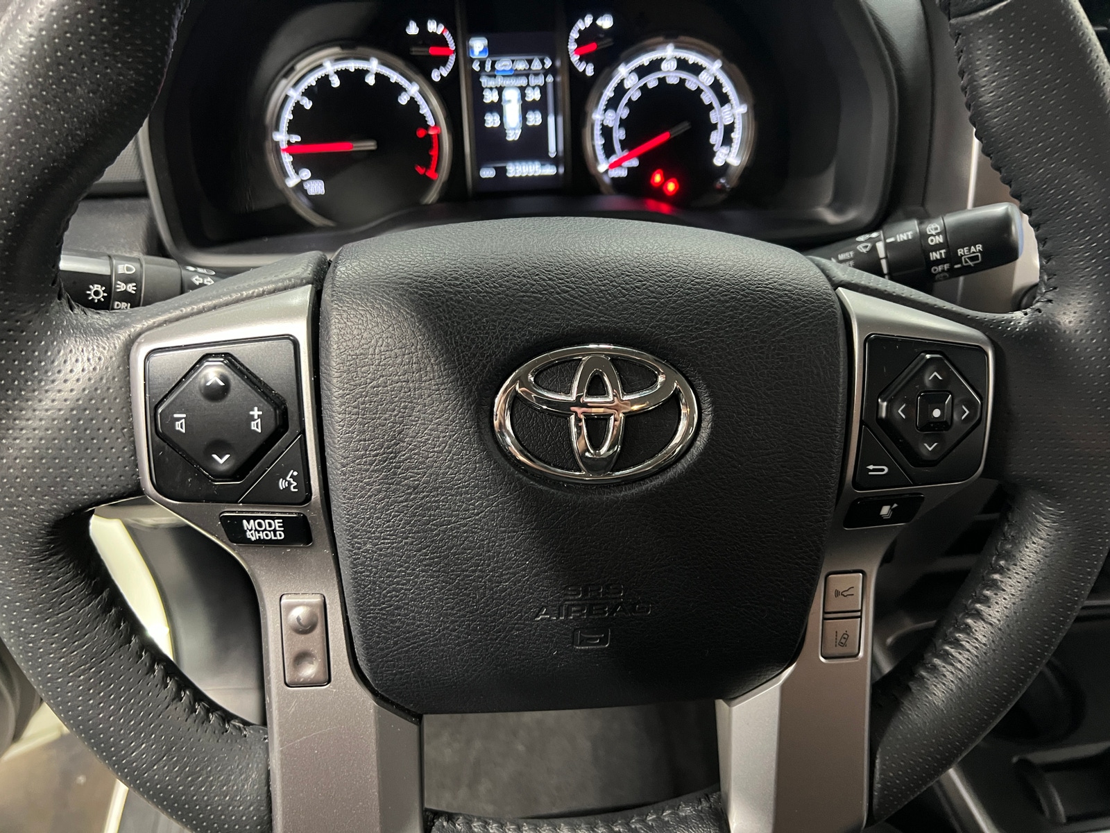 Thumbnail: 2022 Toyota 4Runner - 4