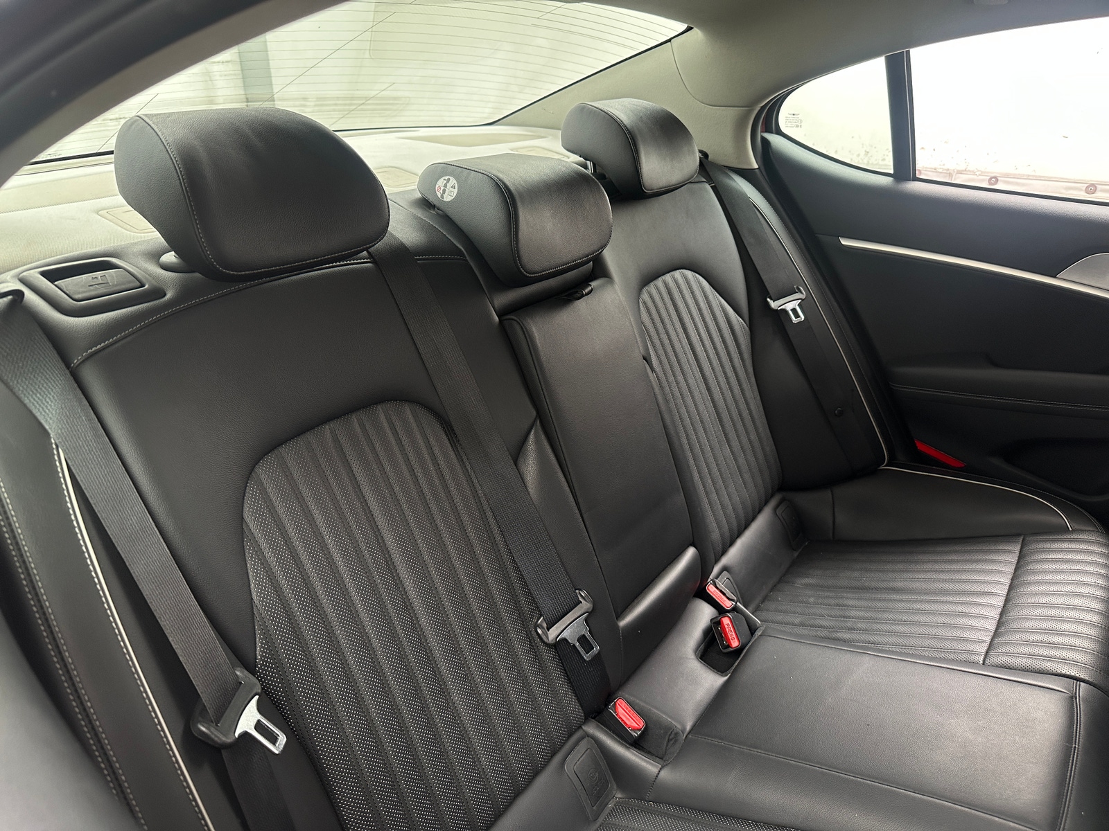 Thumbnail: 2020 Genesis G70 - 5