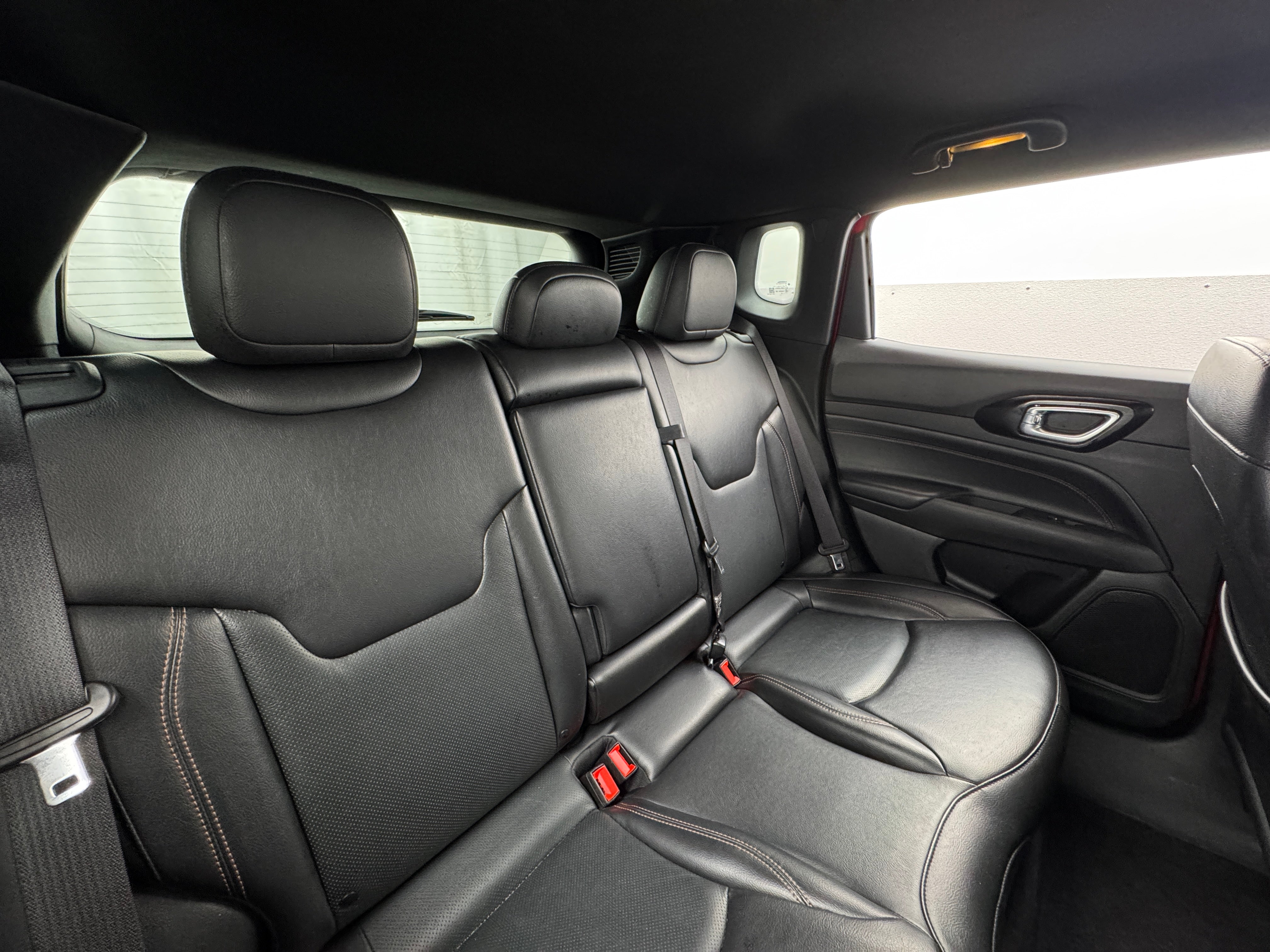 2023 Jeep Compass Red Edition 5