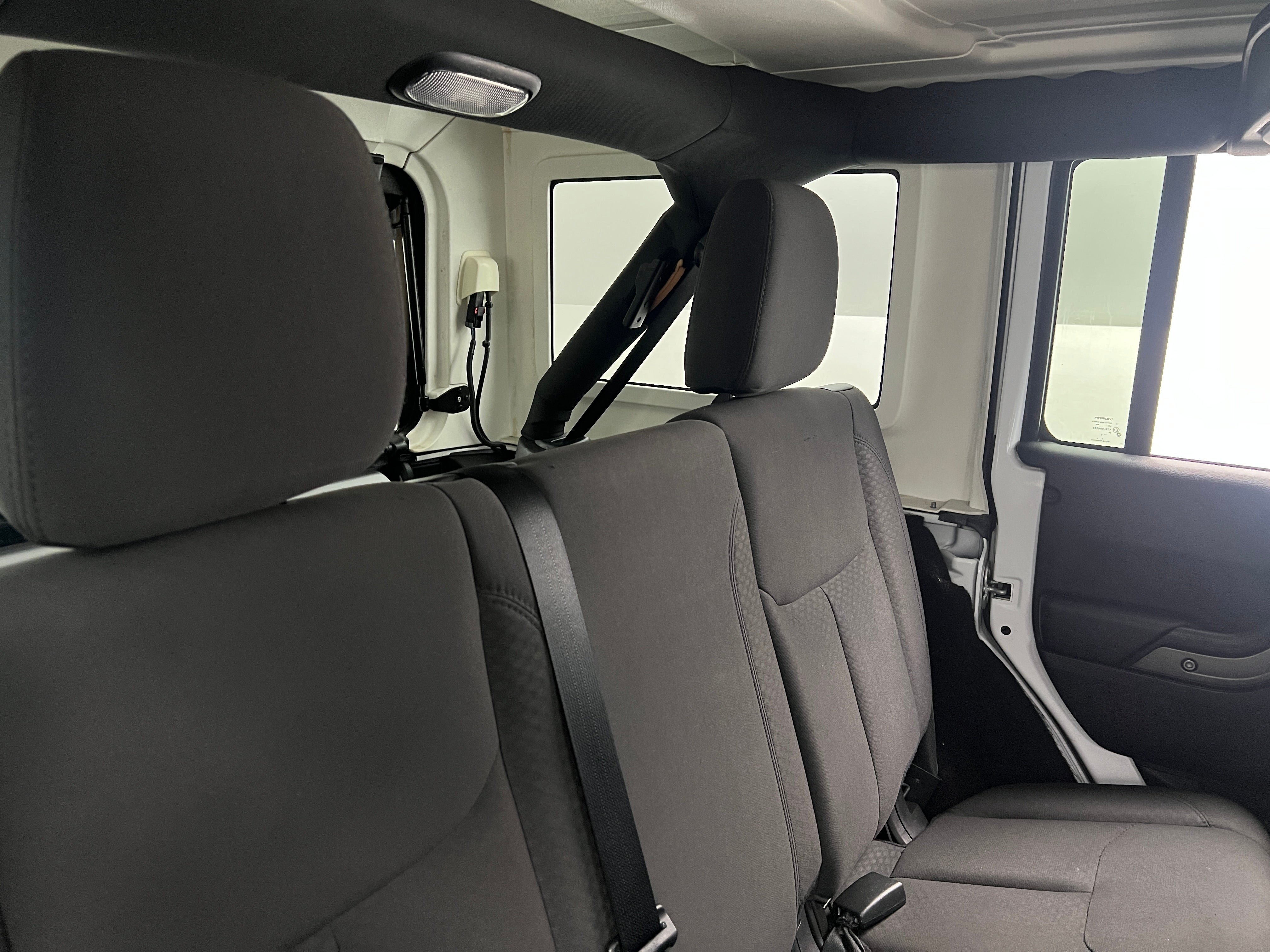 2016 Jeep Wrangler Unlimited Sport S 6