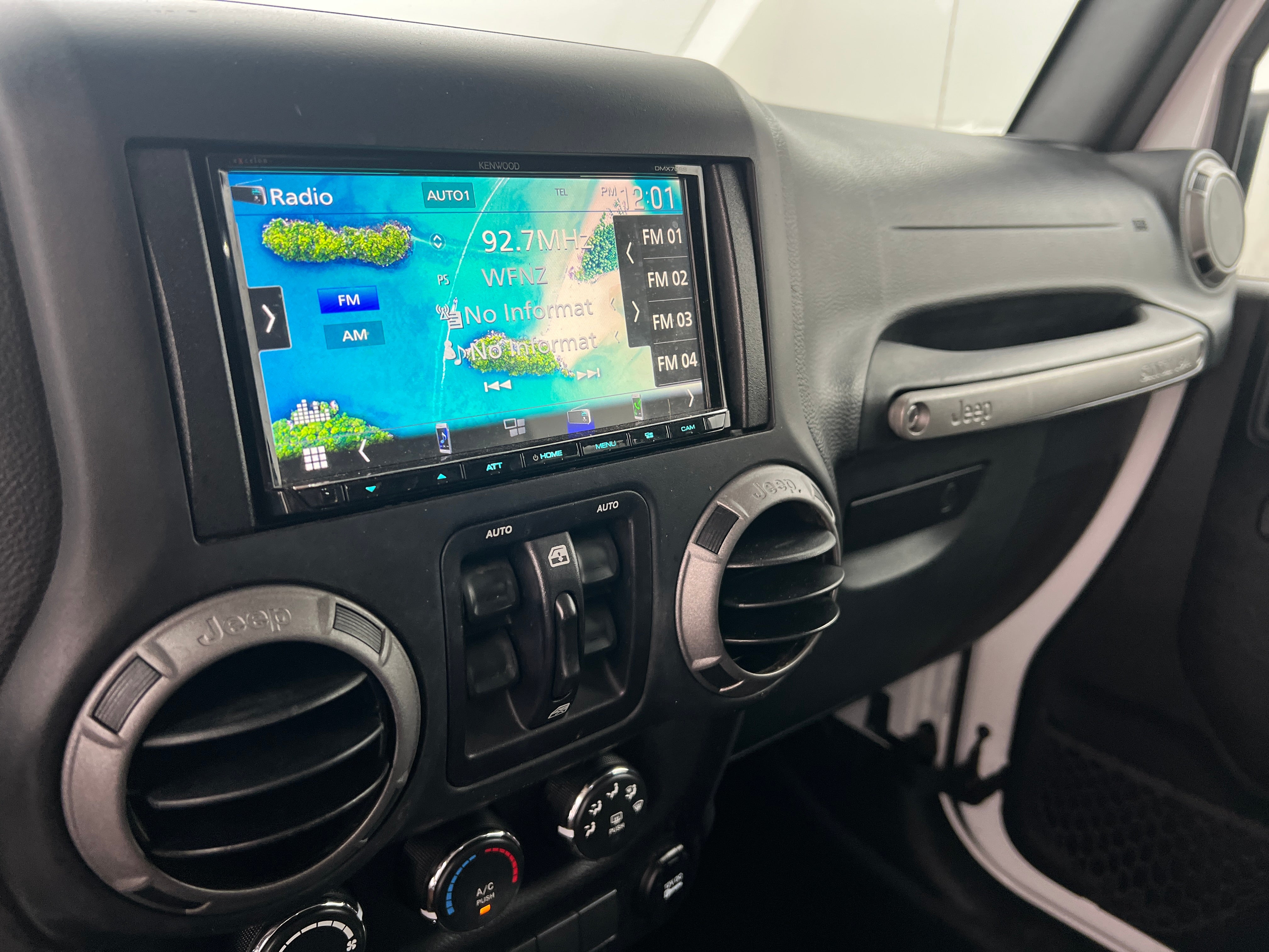 2016 Jeep Wrangler Unlimited Sport S 4