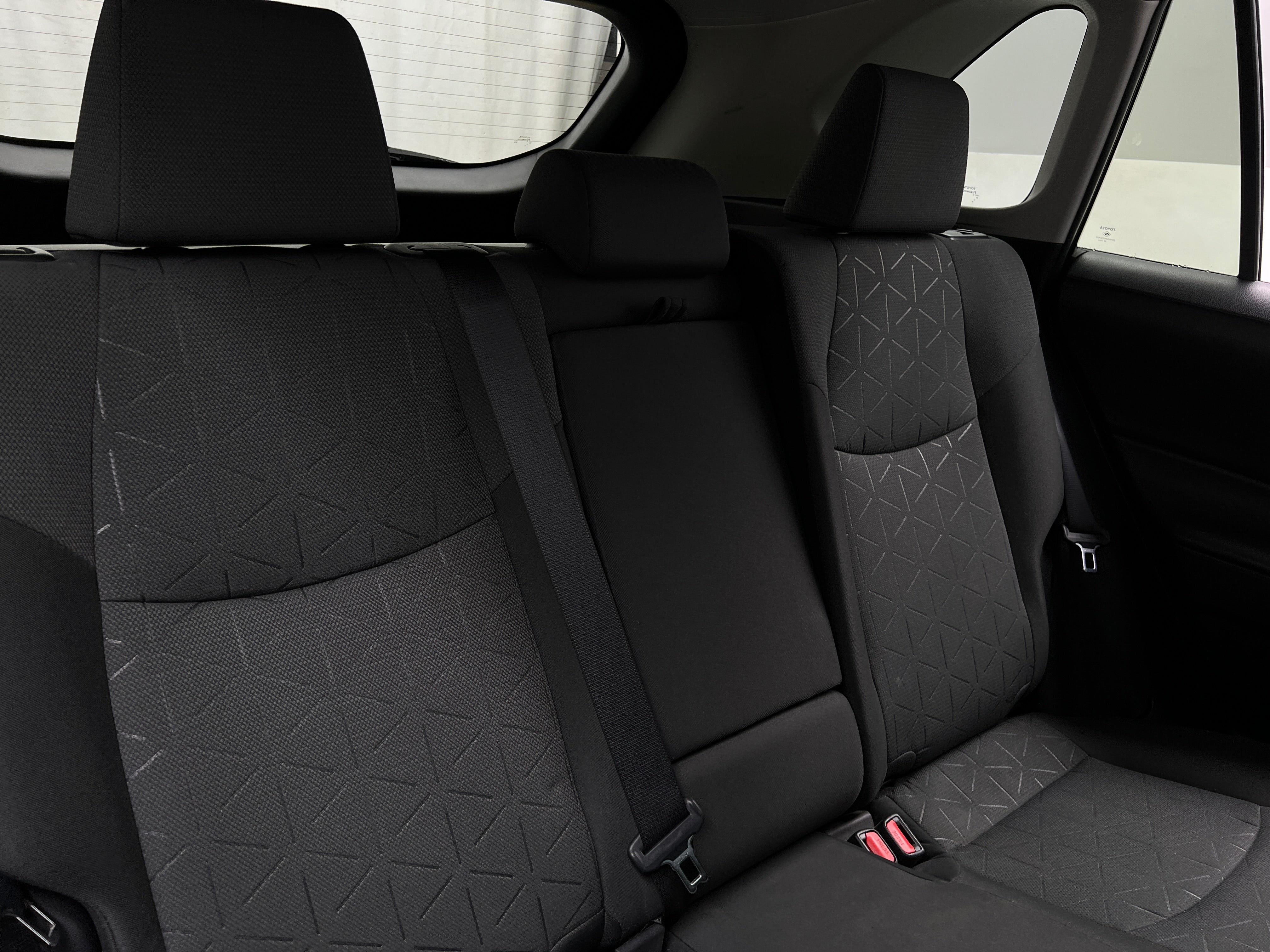 2022 Toyota RAV4 XLE 6