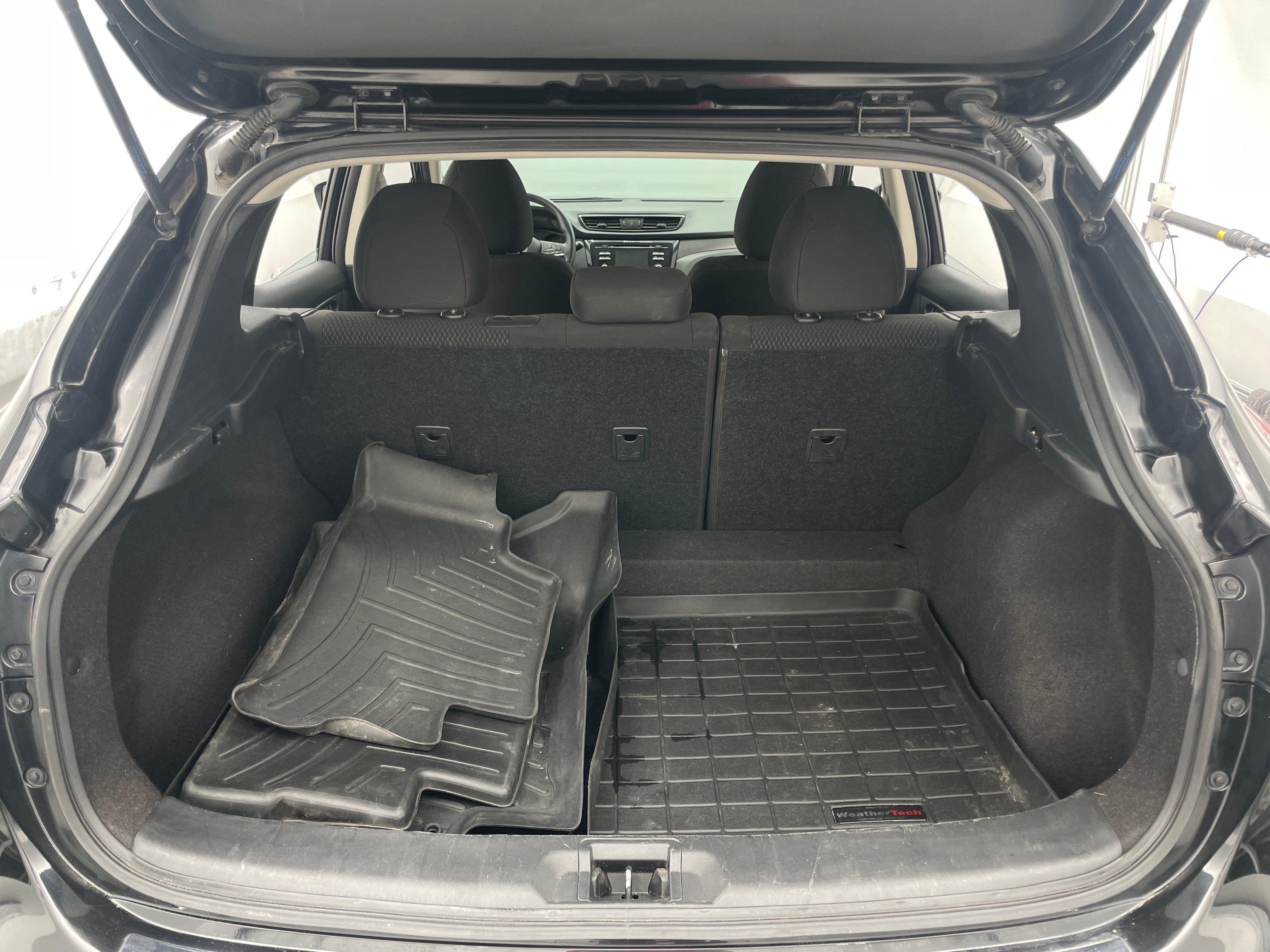 2017 Nissan Rogue Sport S 7
