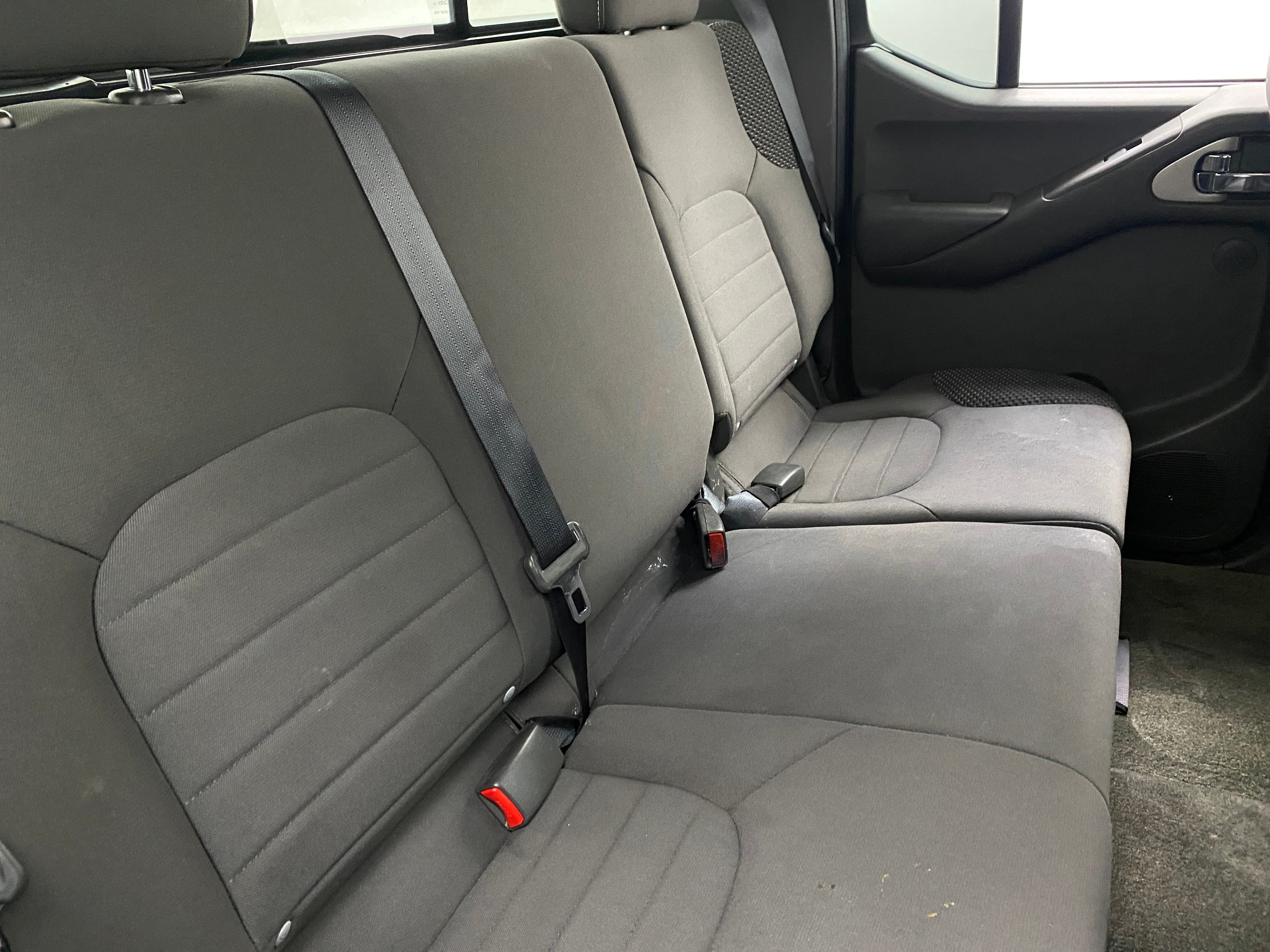 2018 Nissan Frontier PRO-4X 6