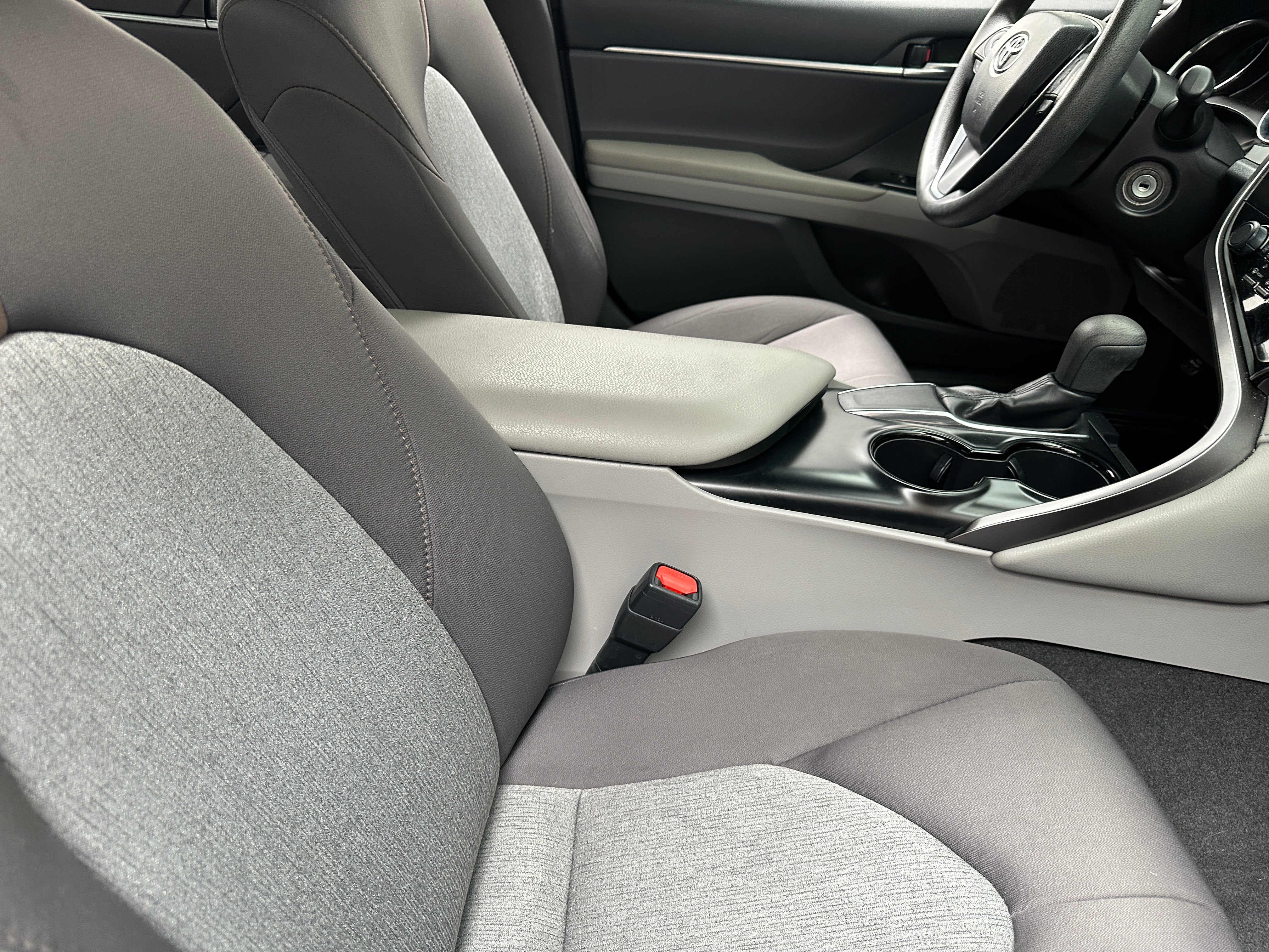 2019 Toyota Camry LE 2