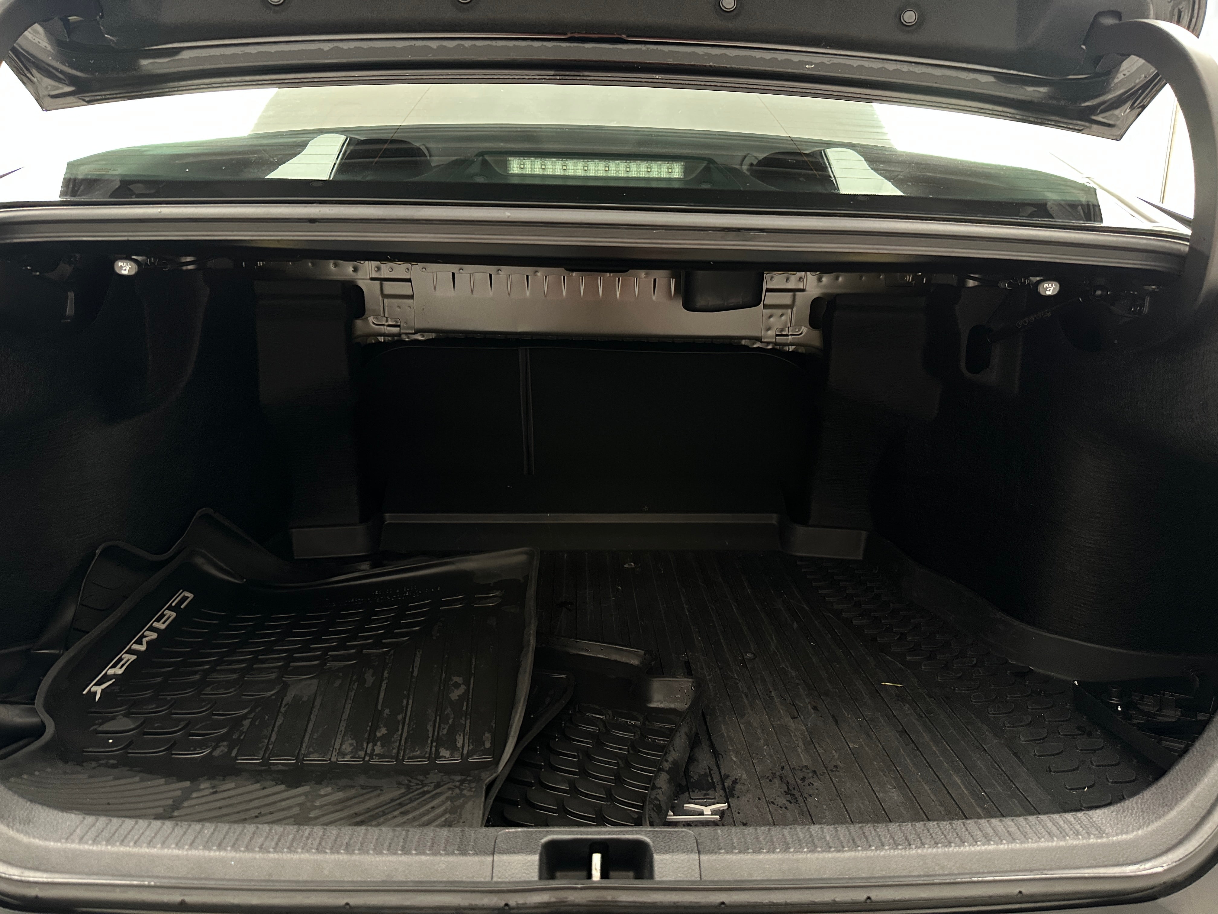 2019 Toyota Camry LE 7