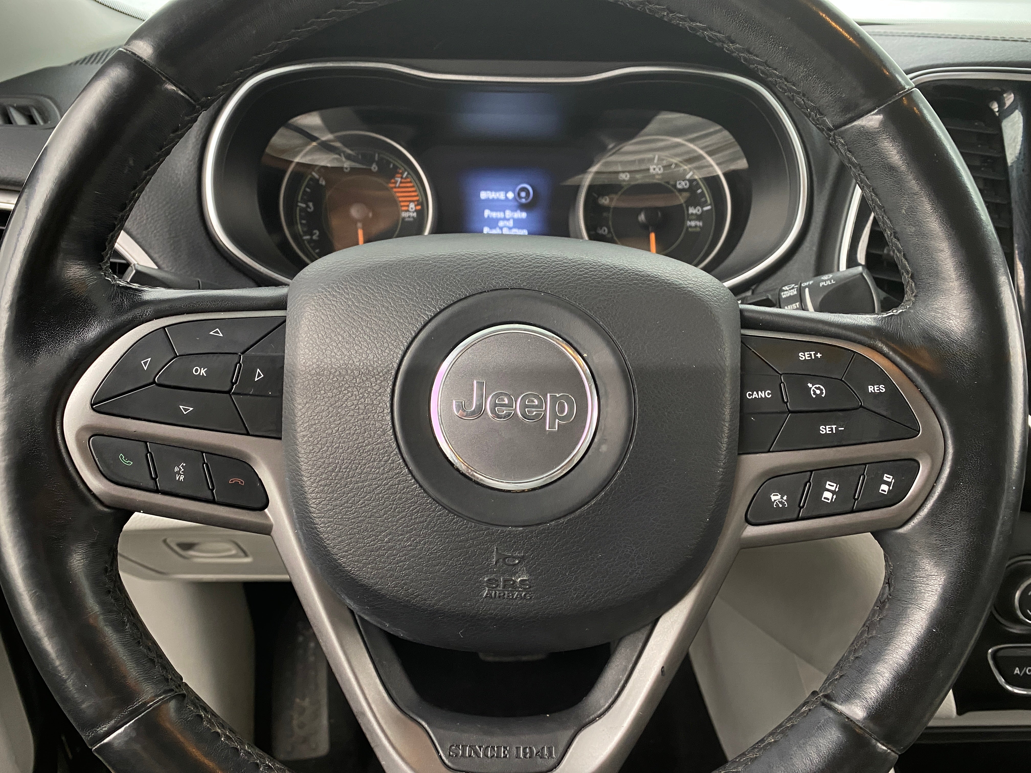 2019 Jeep Cherokee Limited Edition 4