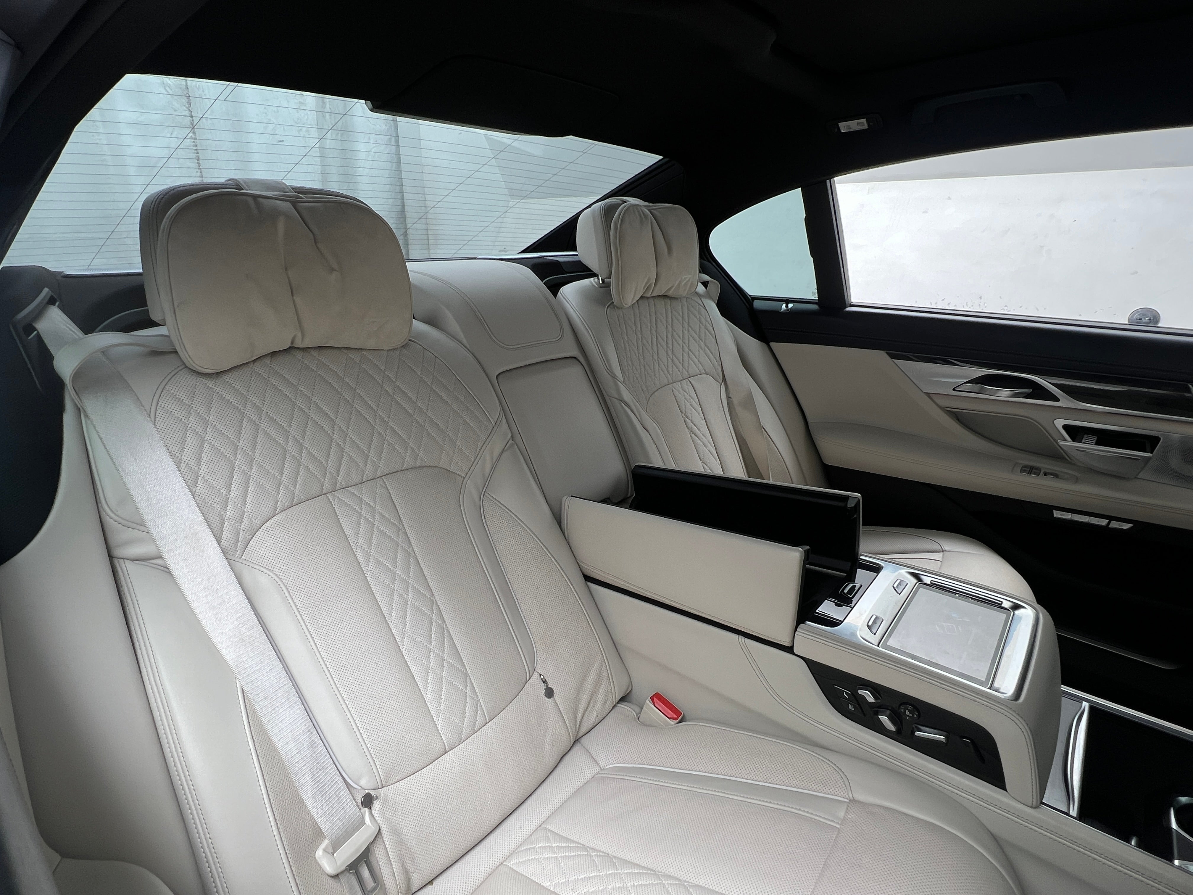 2016 BMW 7 Series 750i xDrive 5