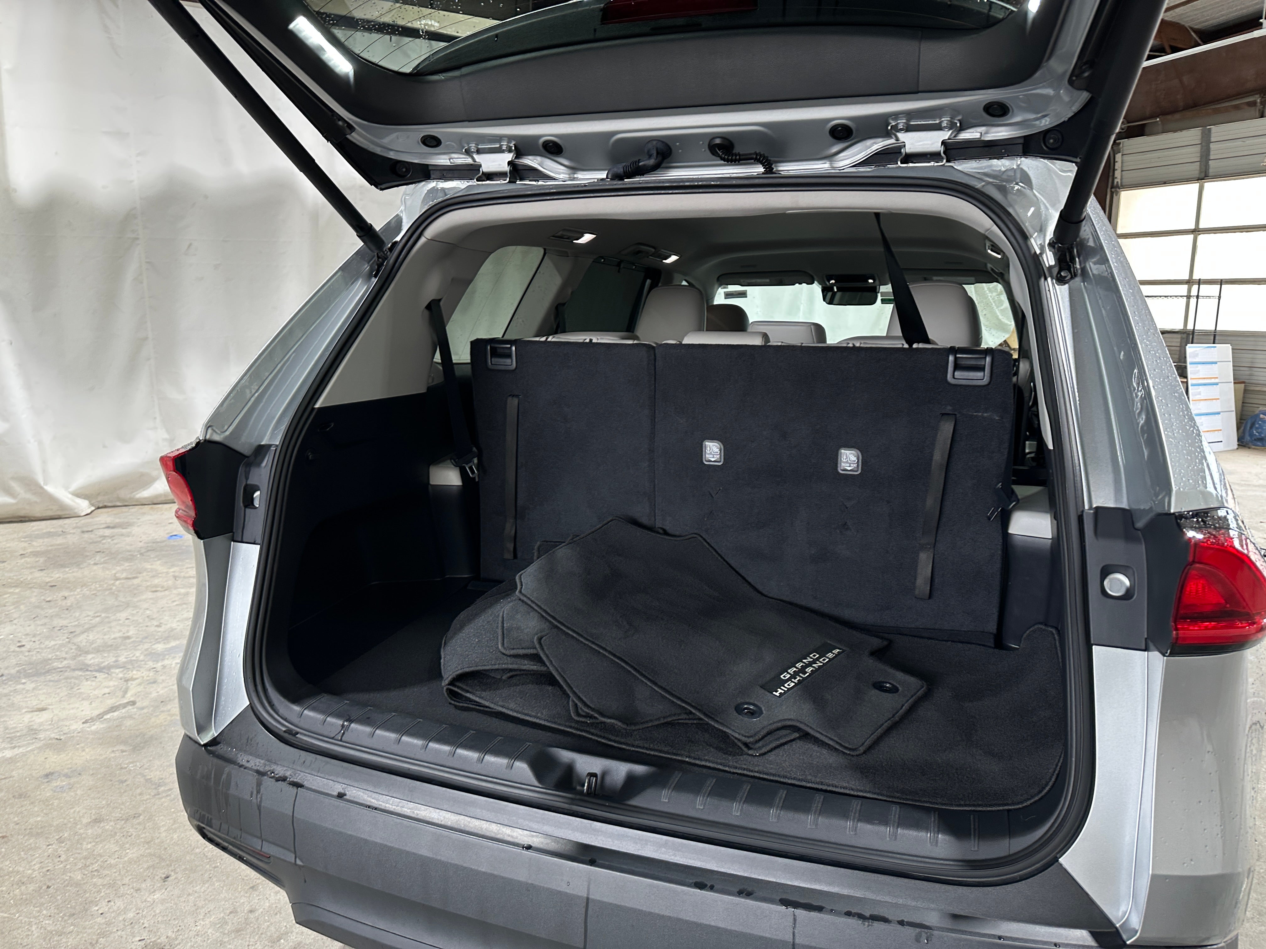 2024 Toyota Grand Highlander XLE 6