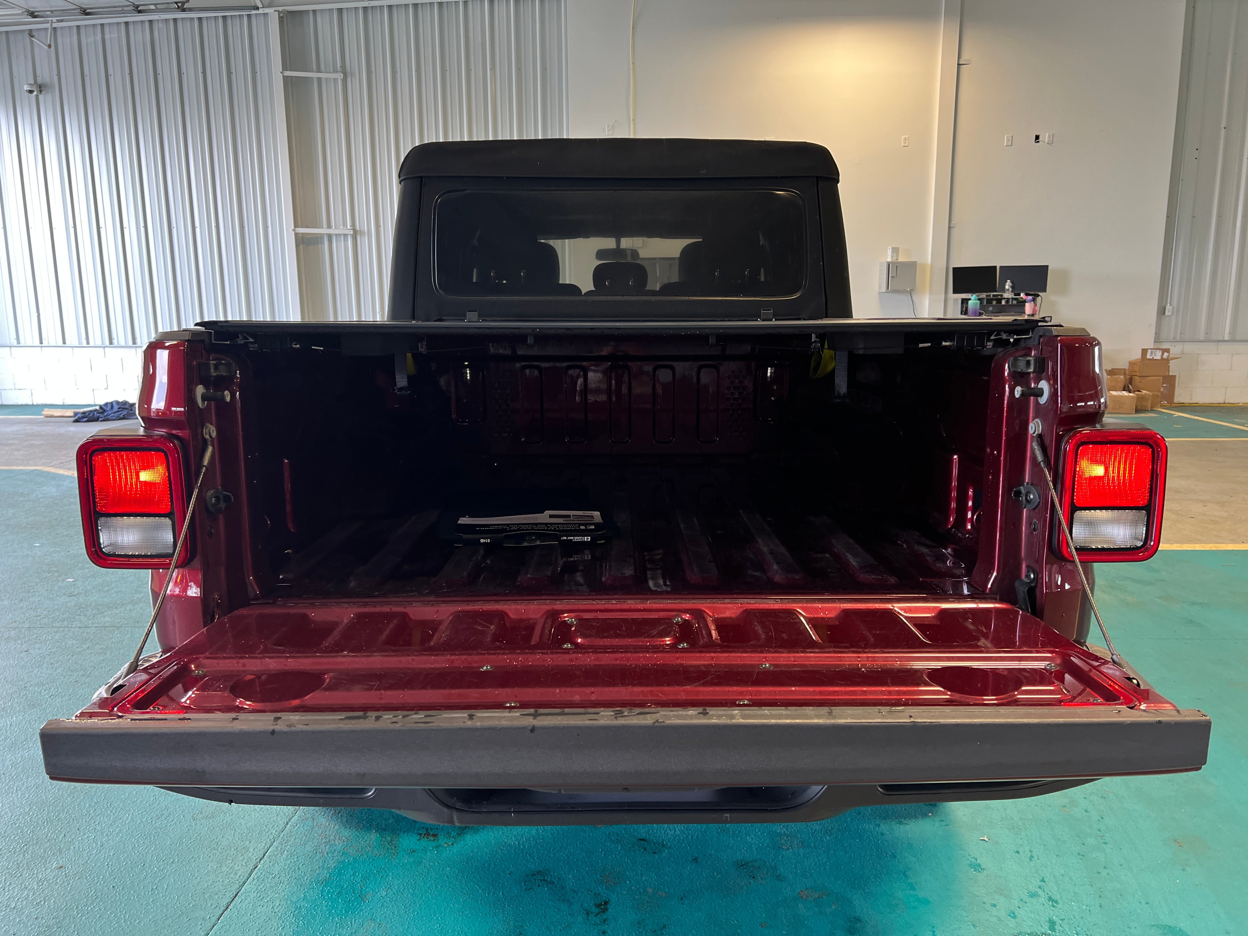 2021 Jeep Gladiator Sport S 7
