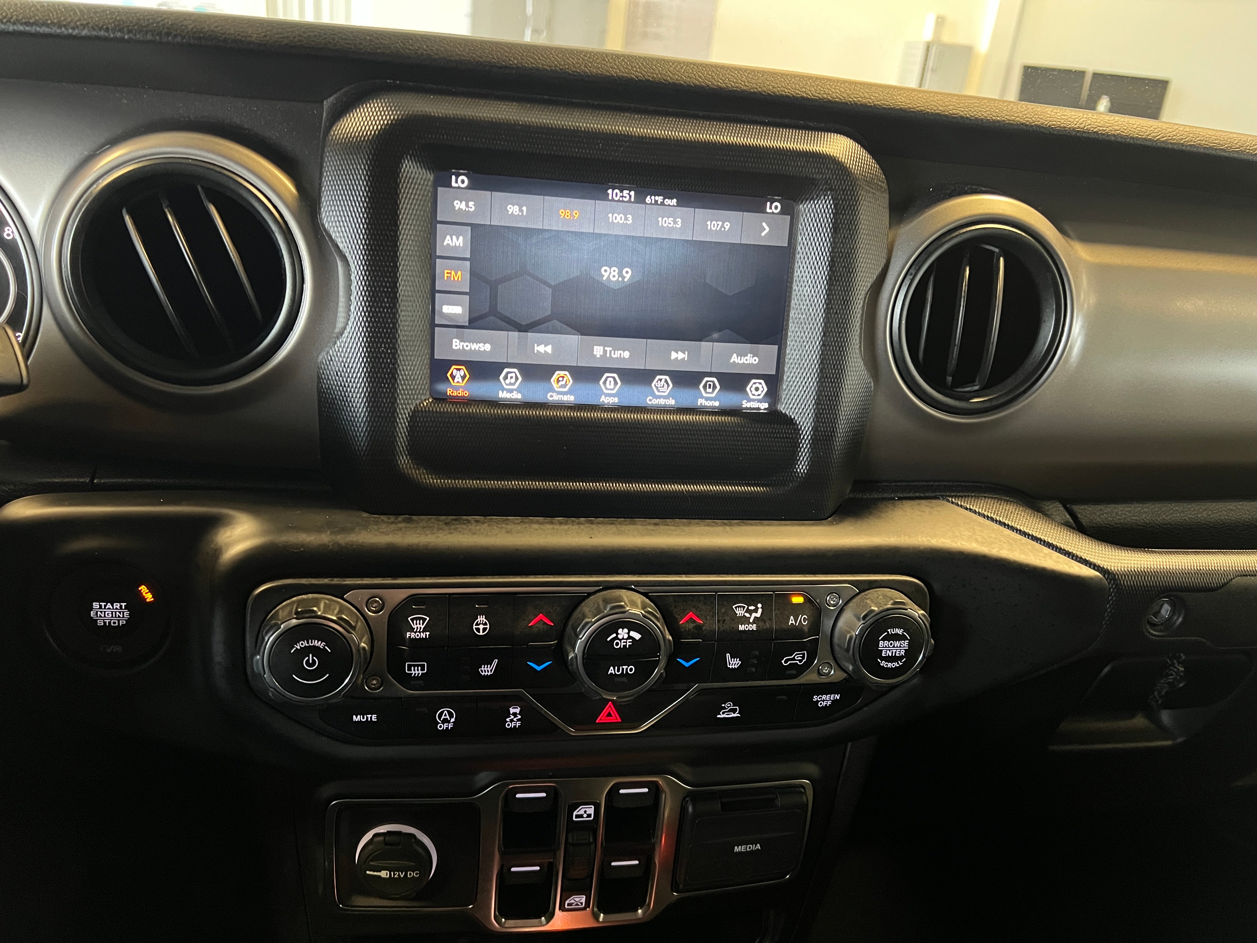2021 Jeep Gladiator Sport S 4