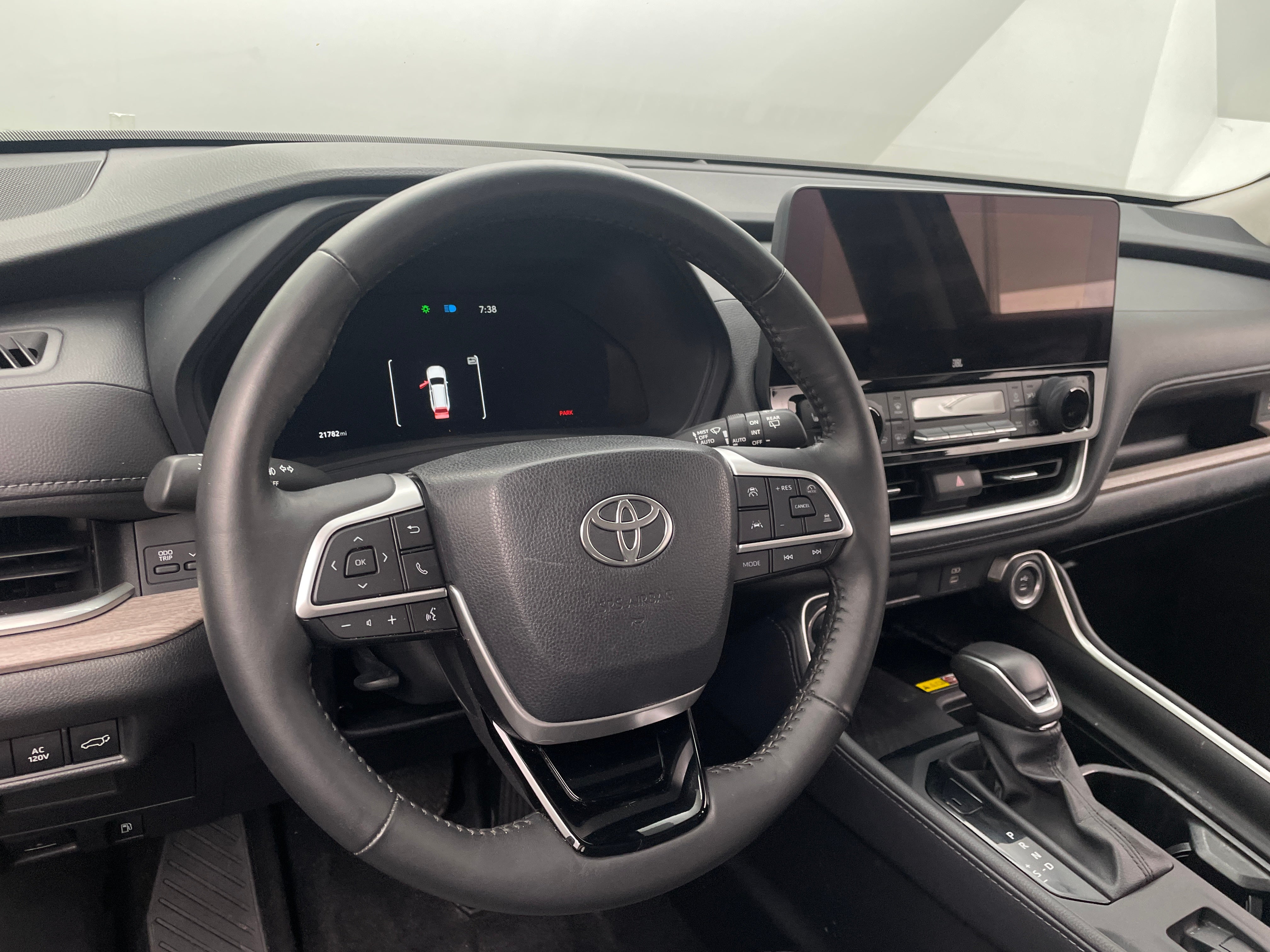 2024 Toyota Grand Highlander Limited 4