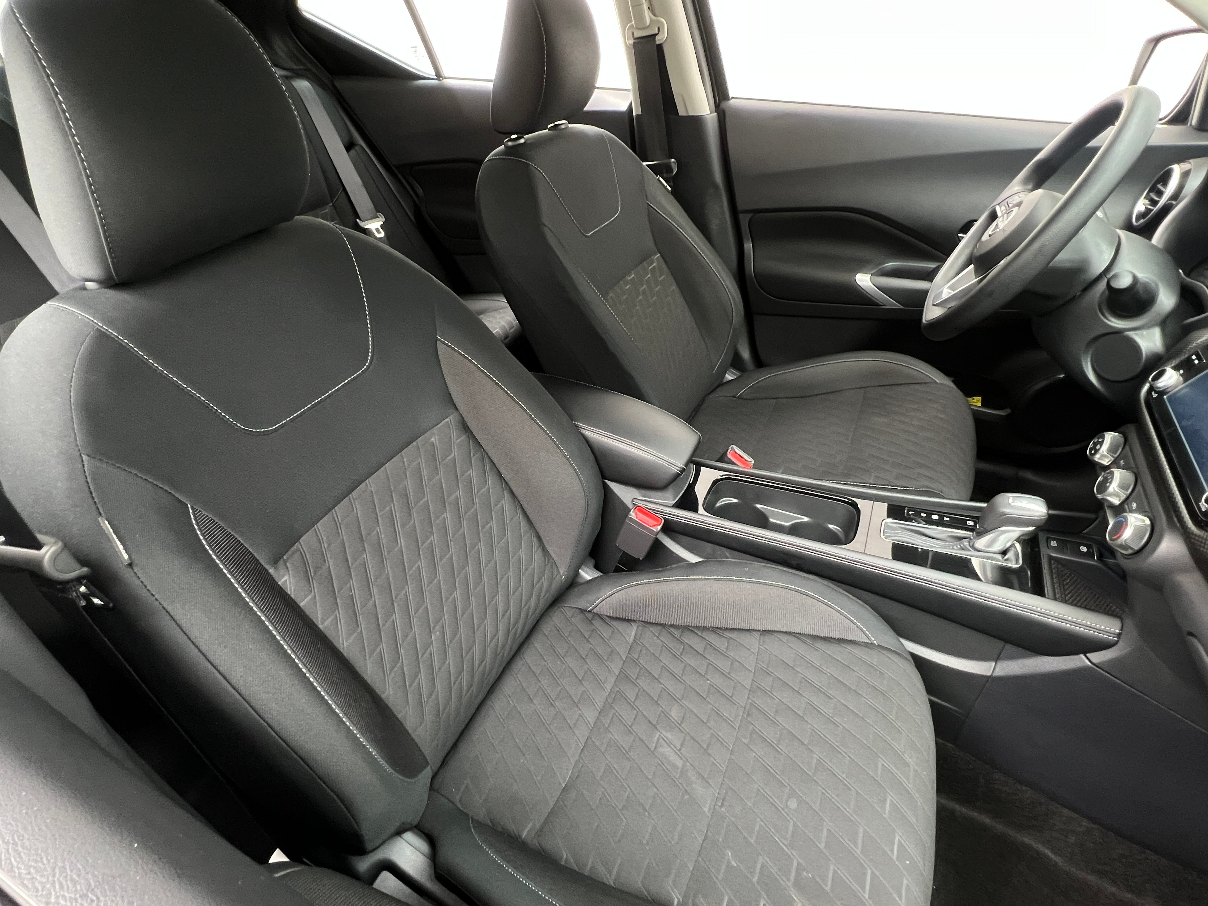 2024 Nissan Kicks SV 2