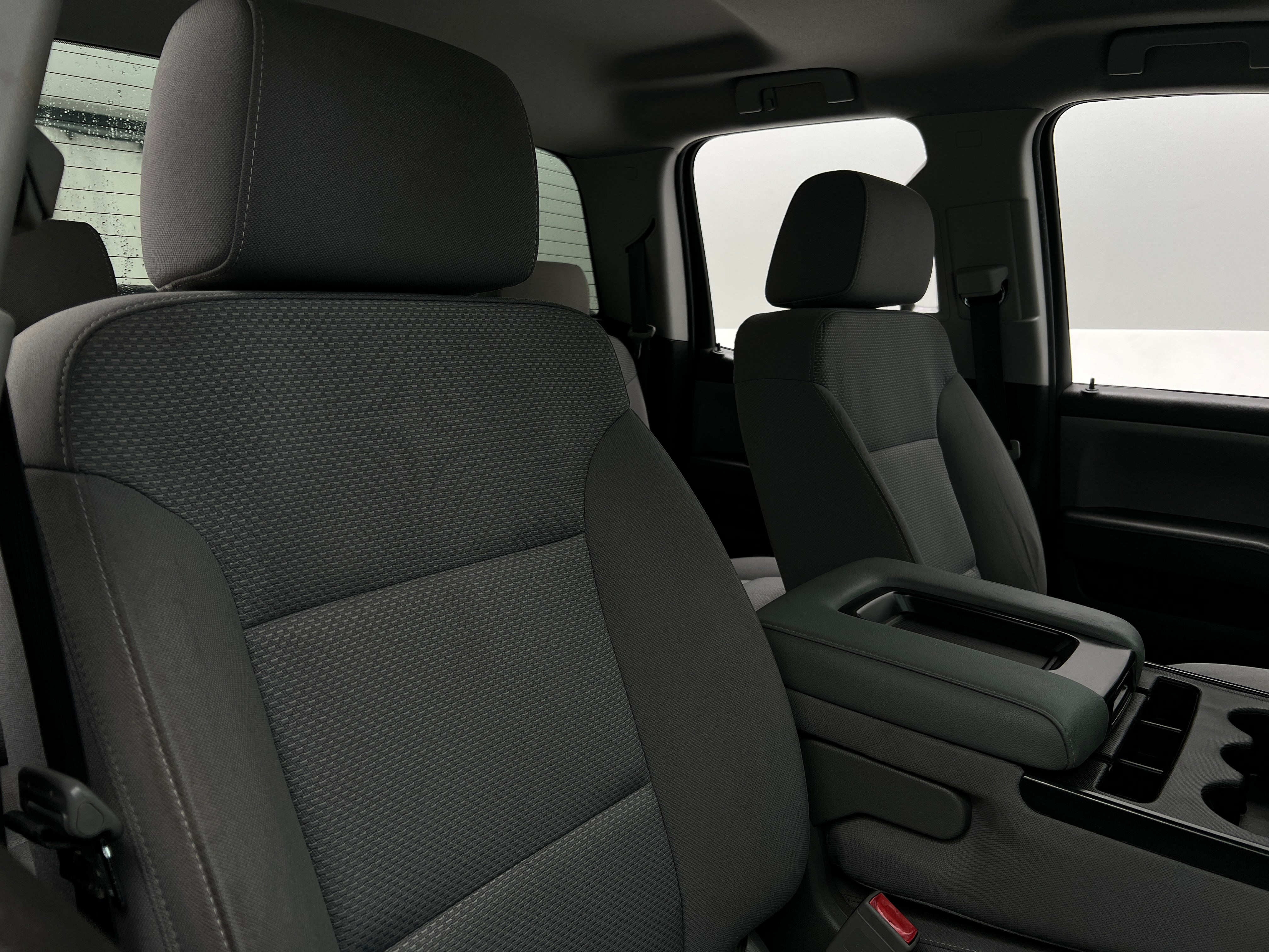 2018 Chevrolet Silverado 1500 Custom 2