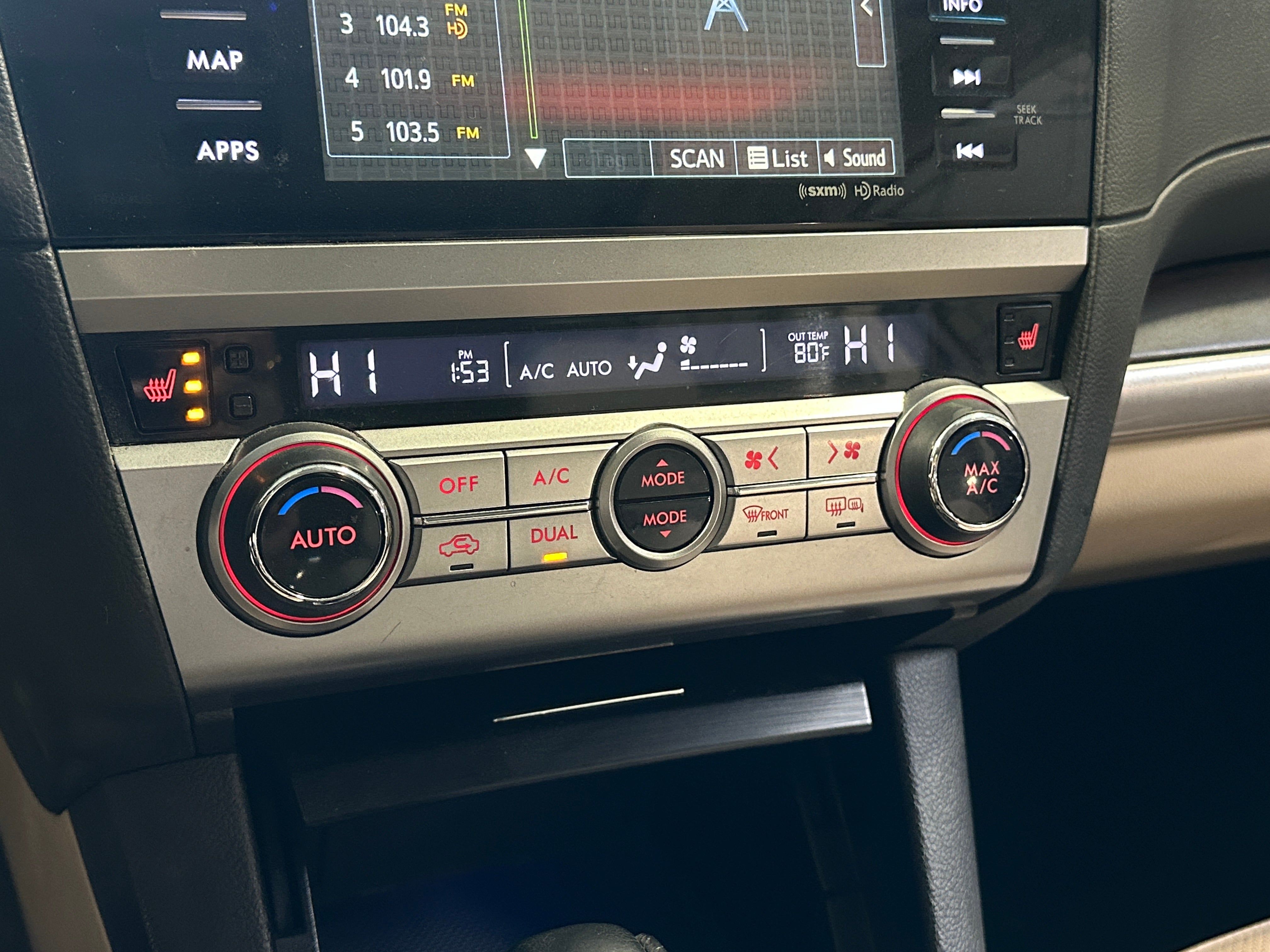 2015 Subaru Outback 2.5i Limited 3