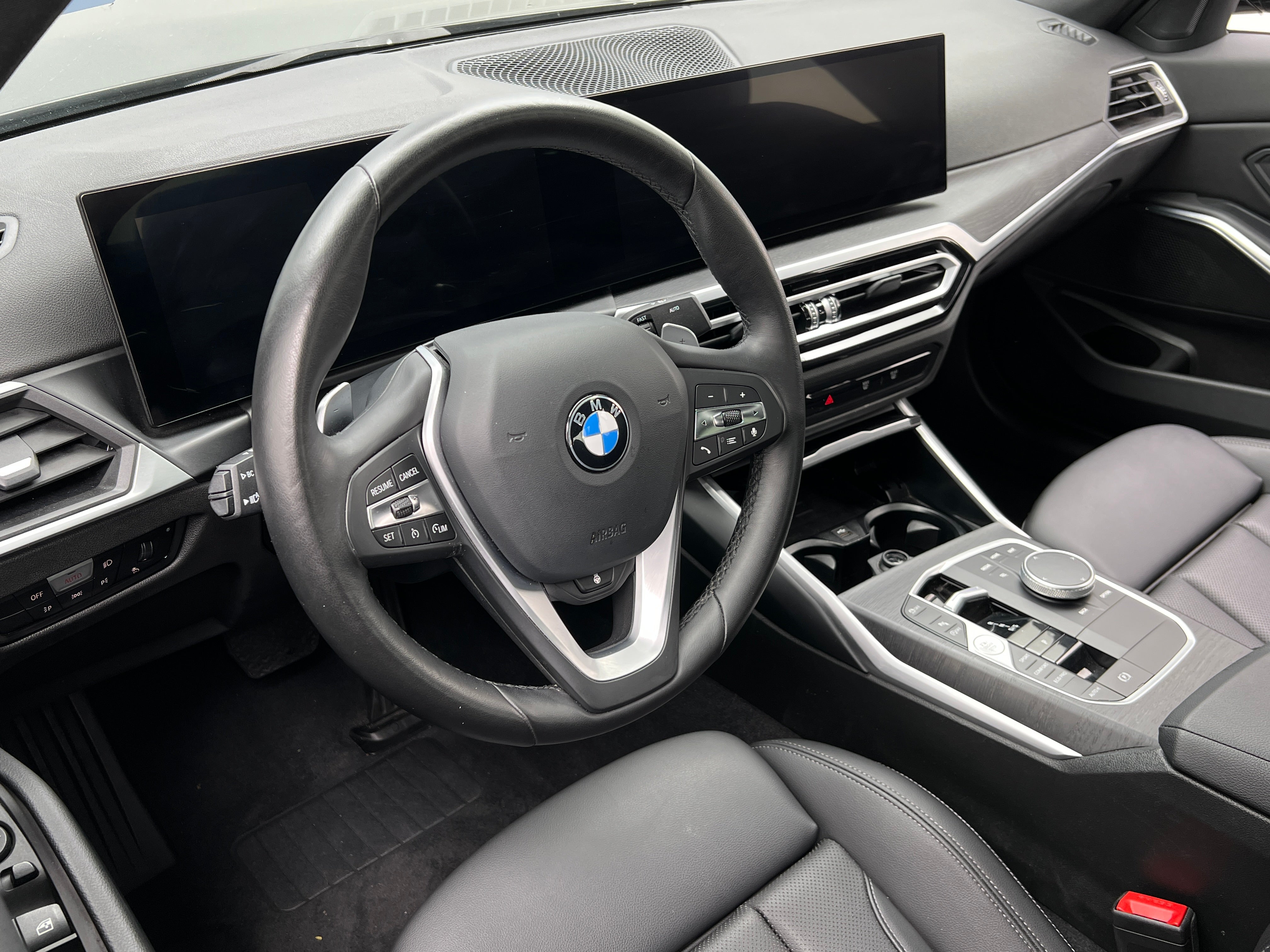 2023 BMW 3 Series 330i xDrive 4
