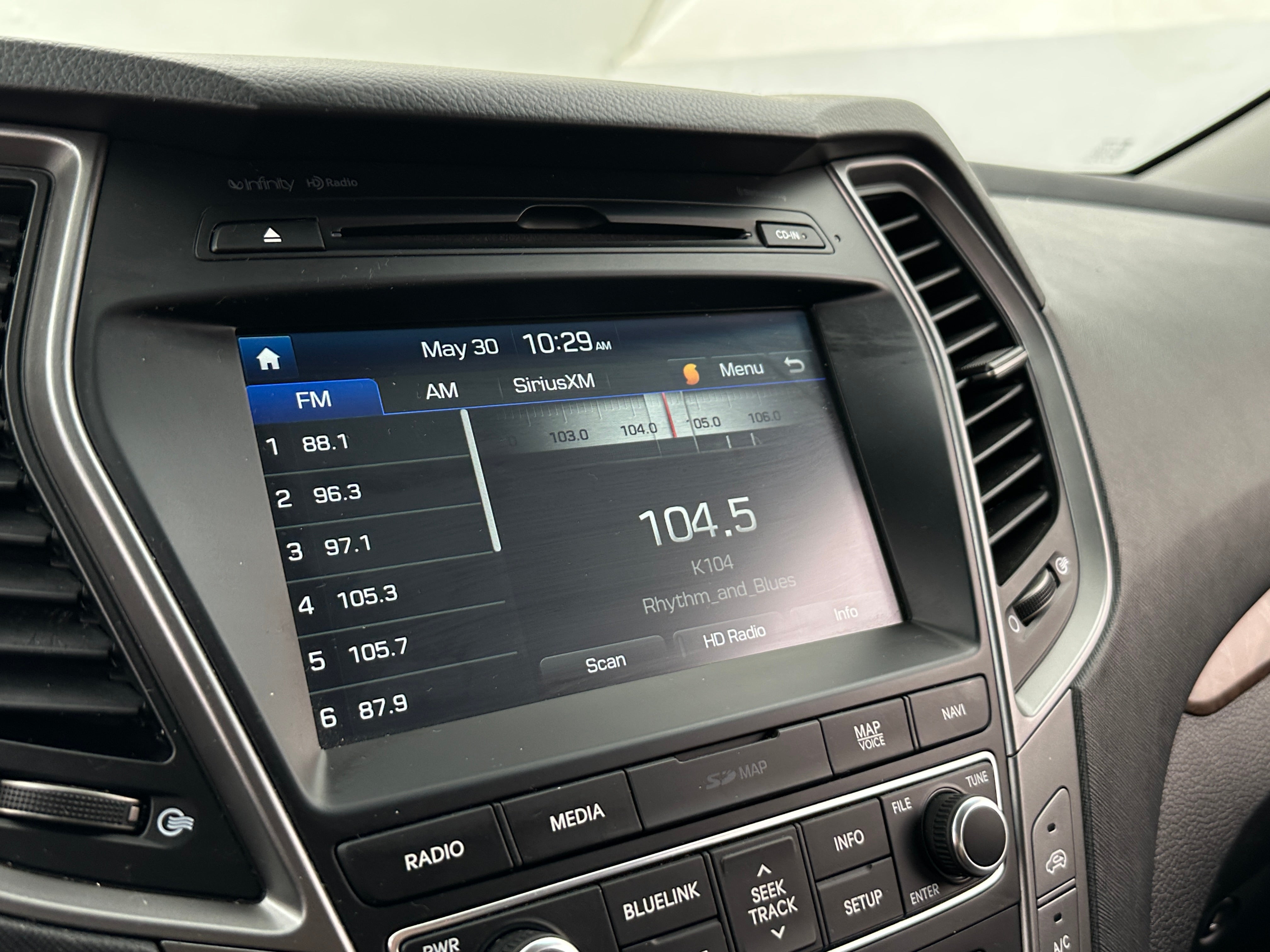 2018 Hyundai Santa Fe Sport 2.0T Ultimate 3