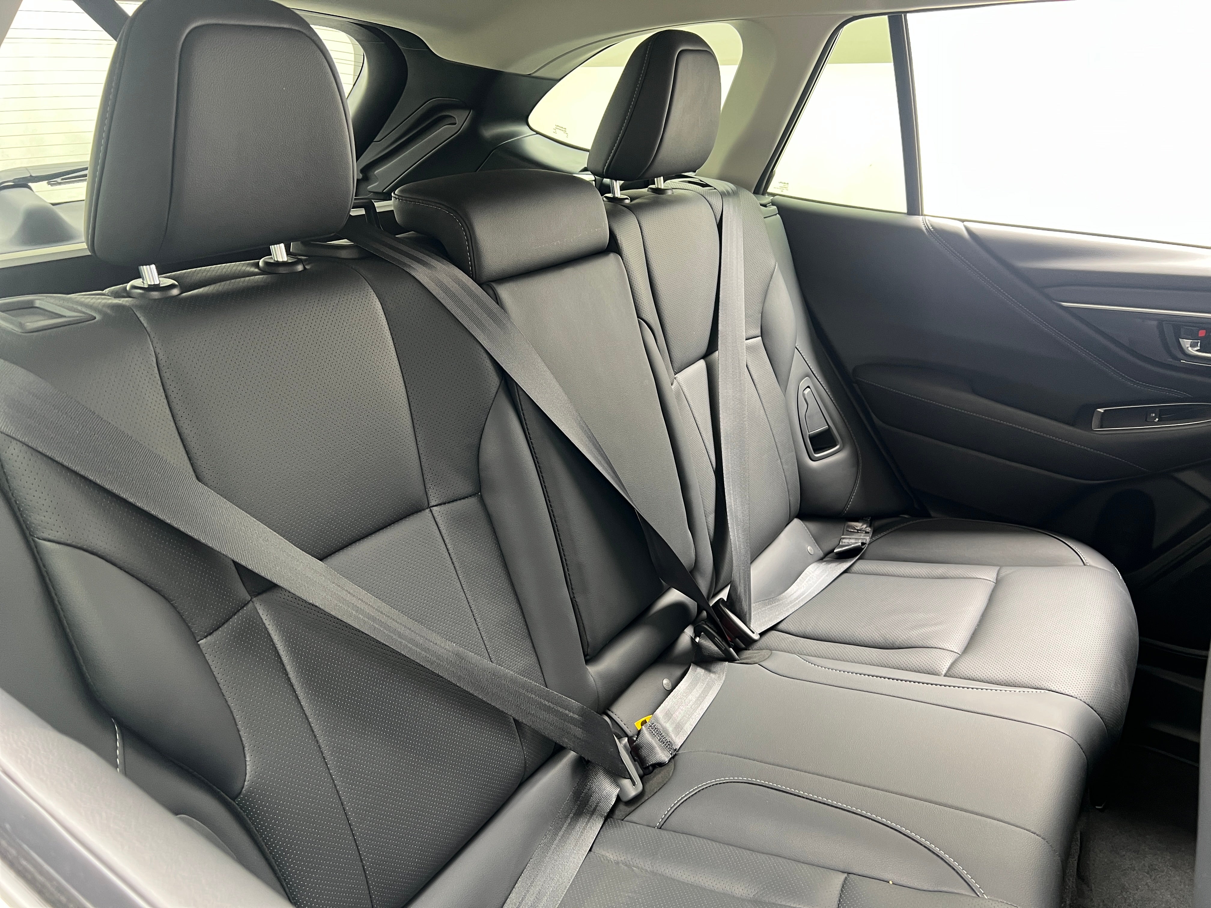 2023 Subaru Outback Touring 5
