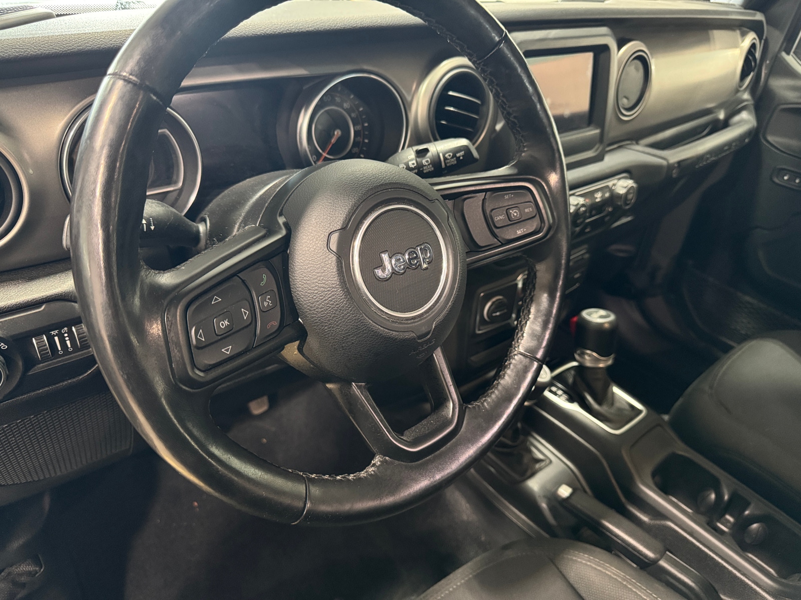 Thumbnail: 2021 Jeep Wrangler - 3