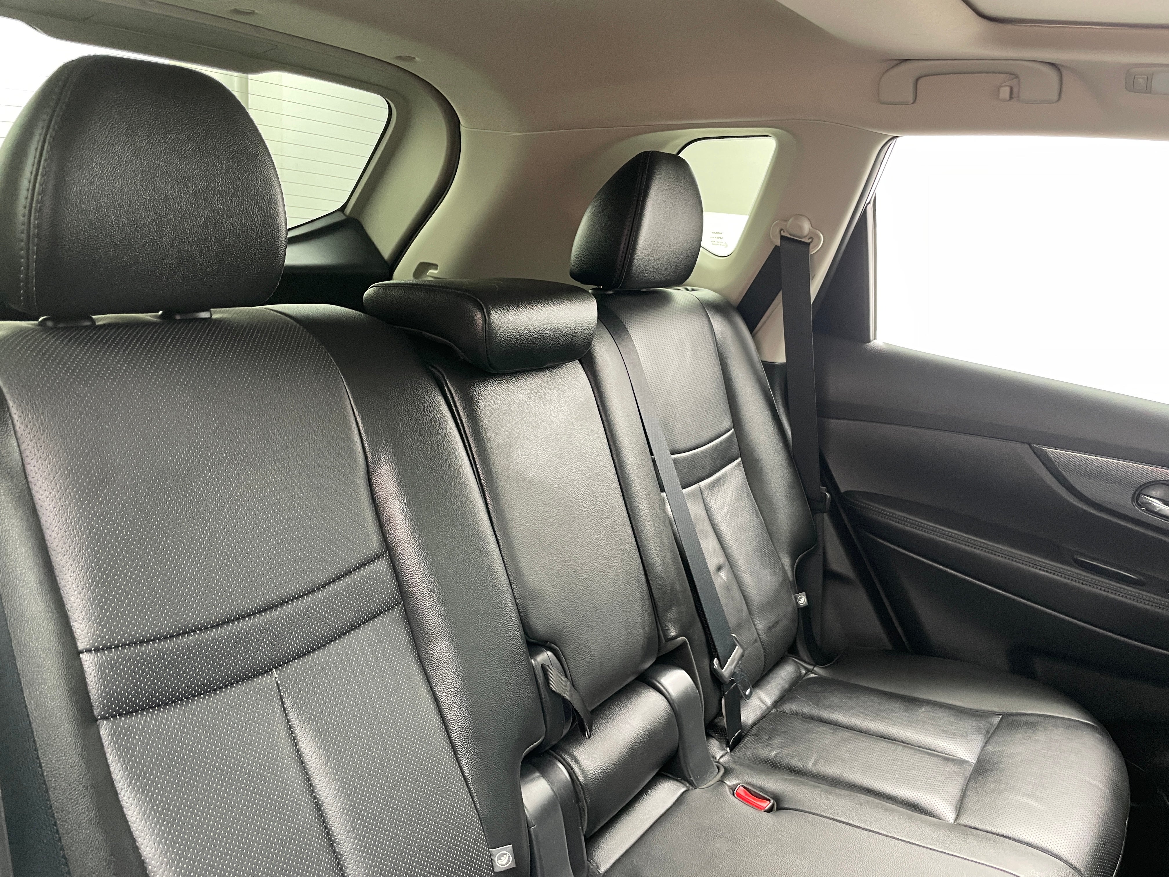 2016 Nissan Rogue SL 5