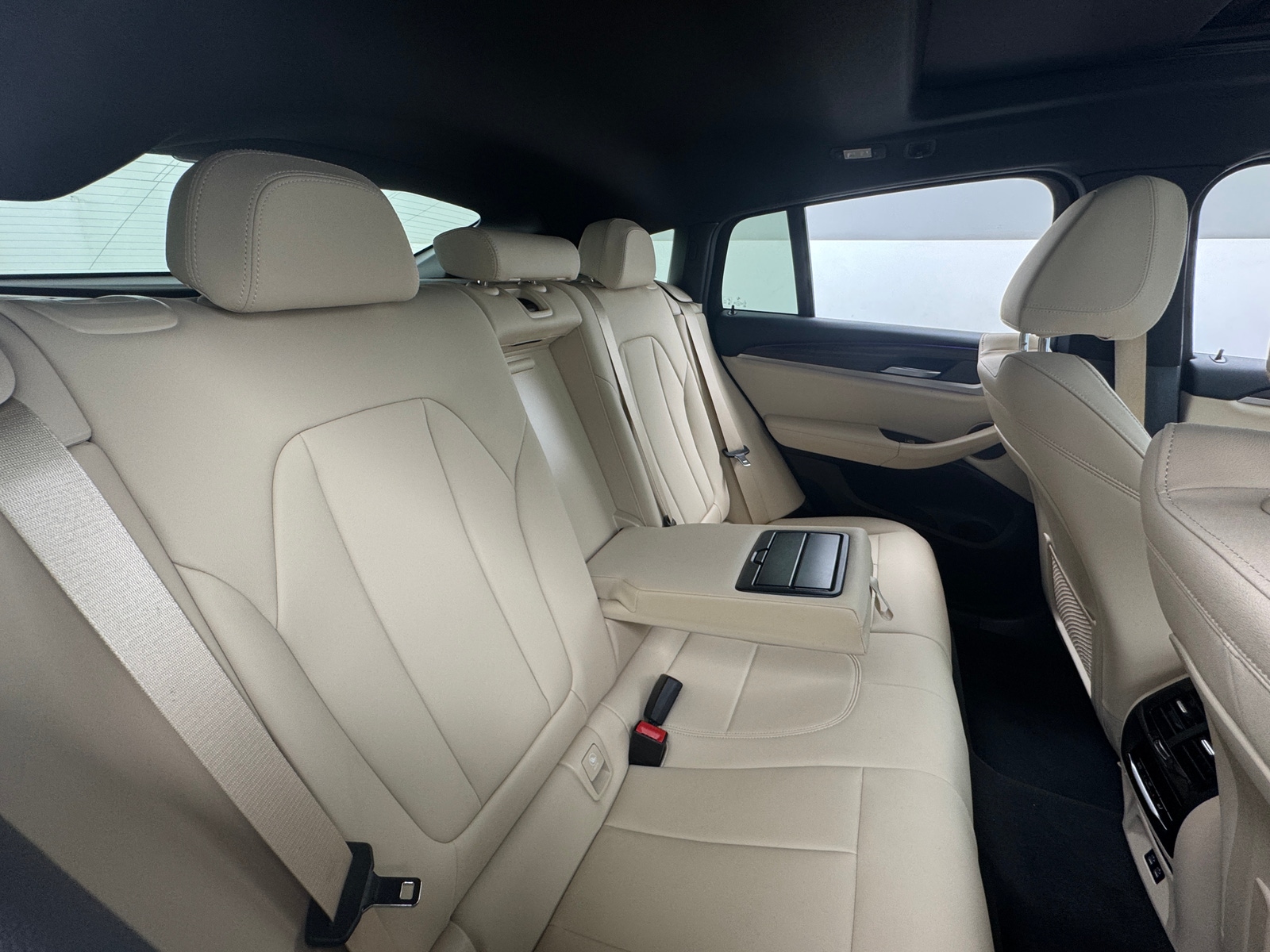Thumbnail: 2021 BMW X4 - 5