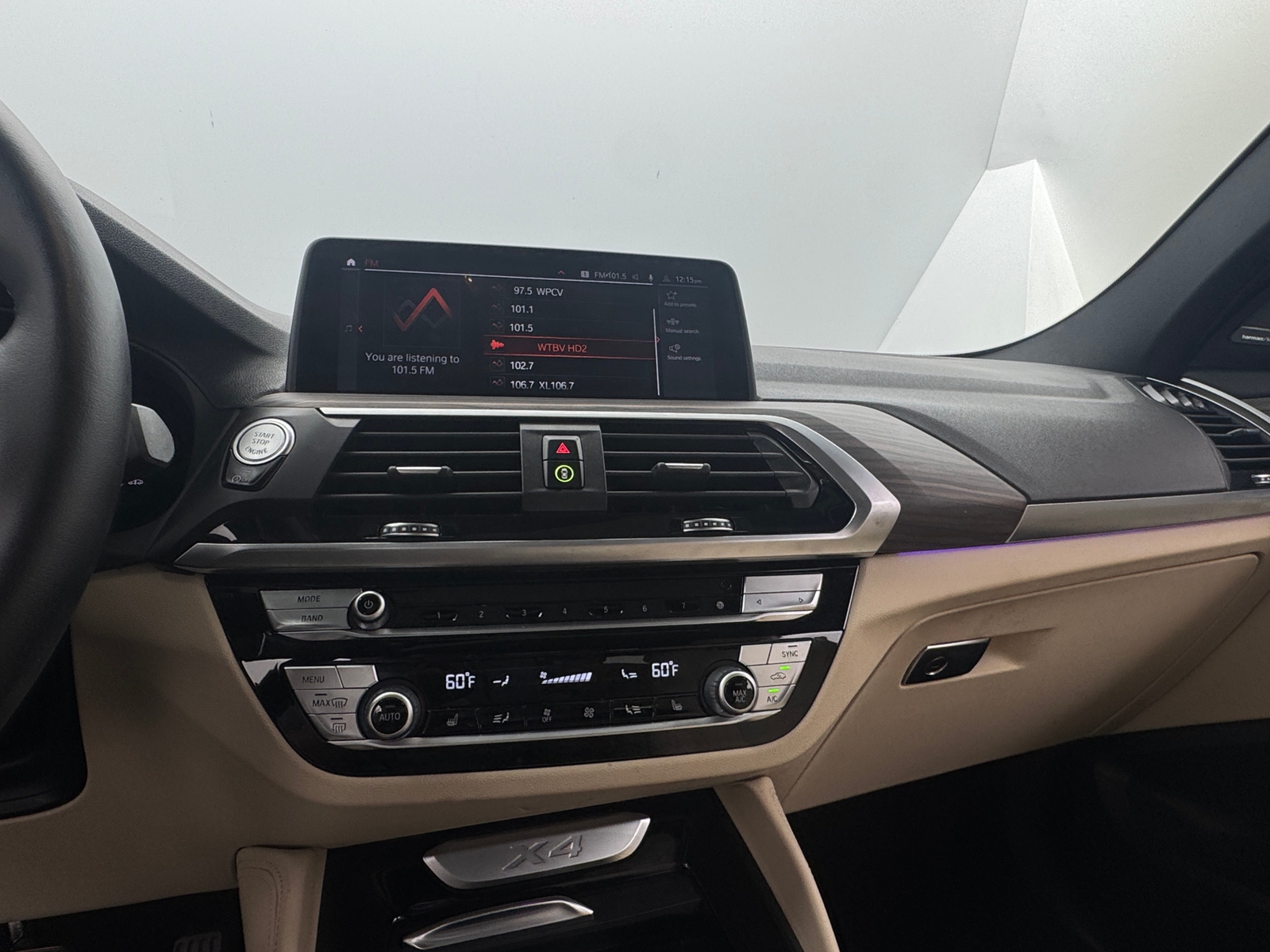 Thumbnail: 2021 BMW X4 - 3