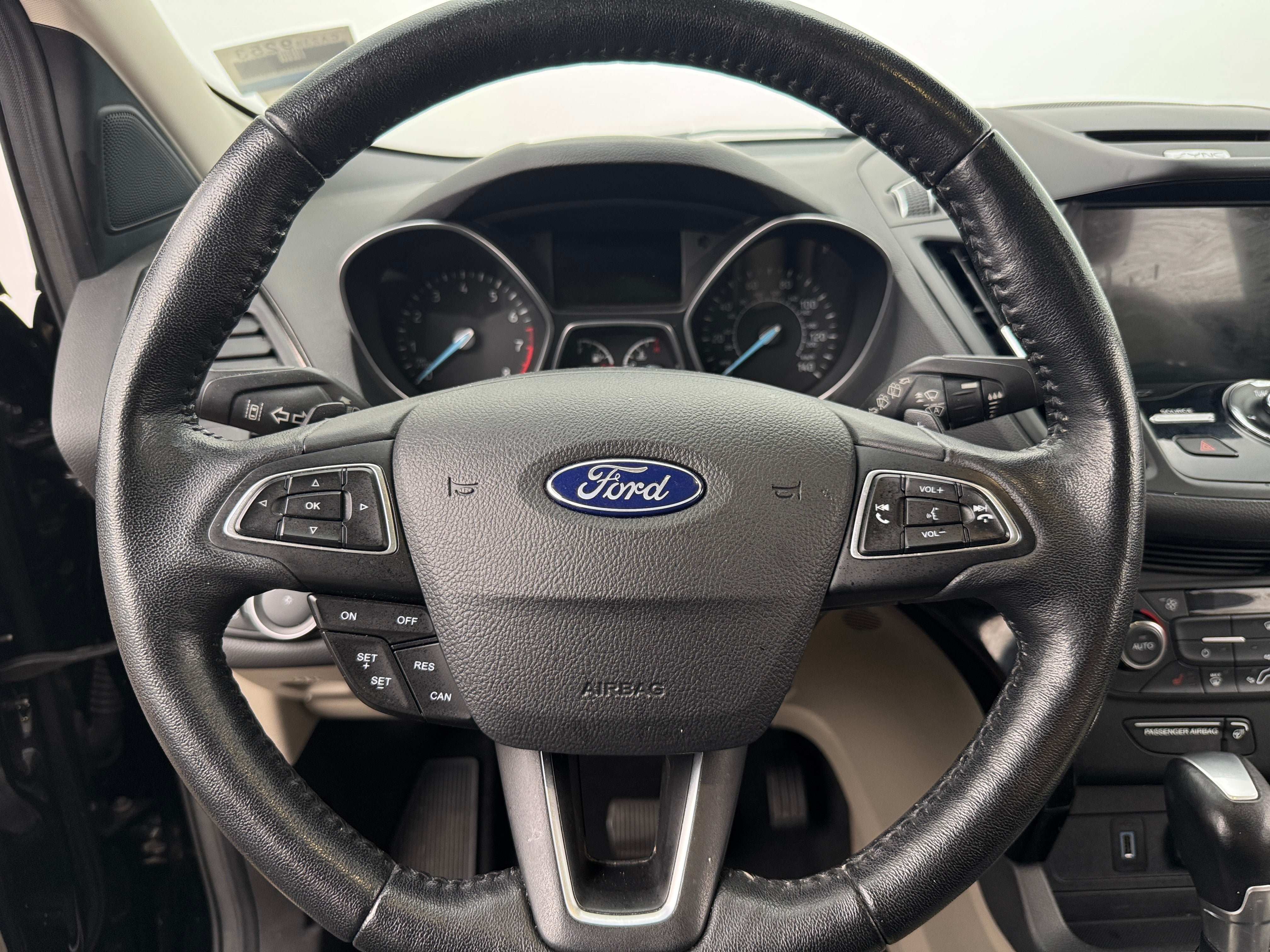 2017 Ford Escape Titanium 4