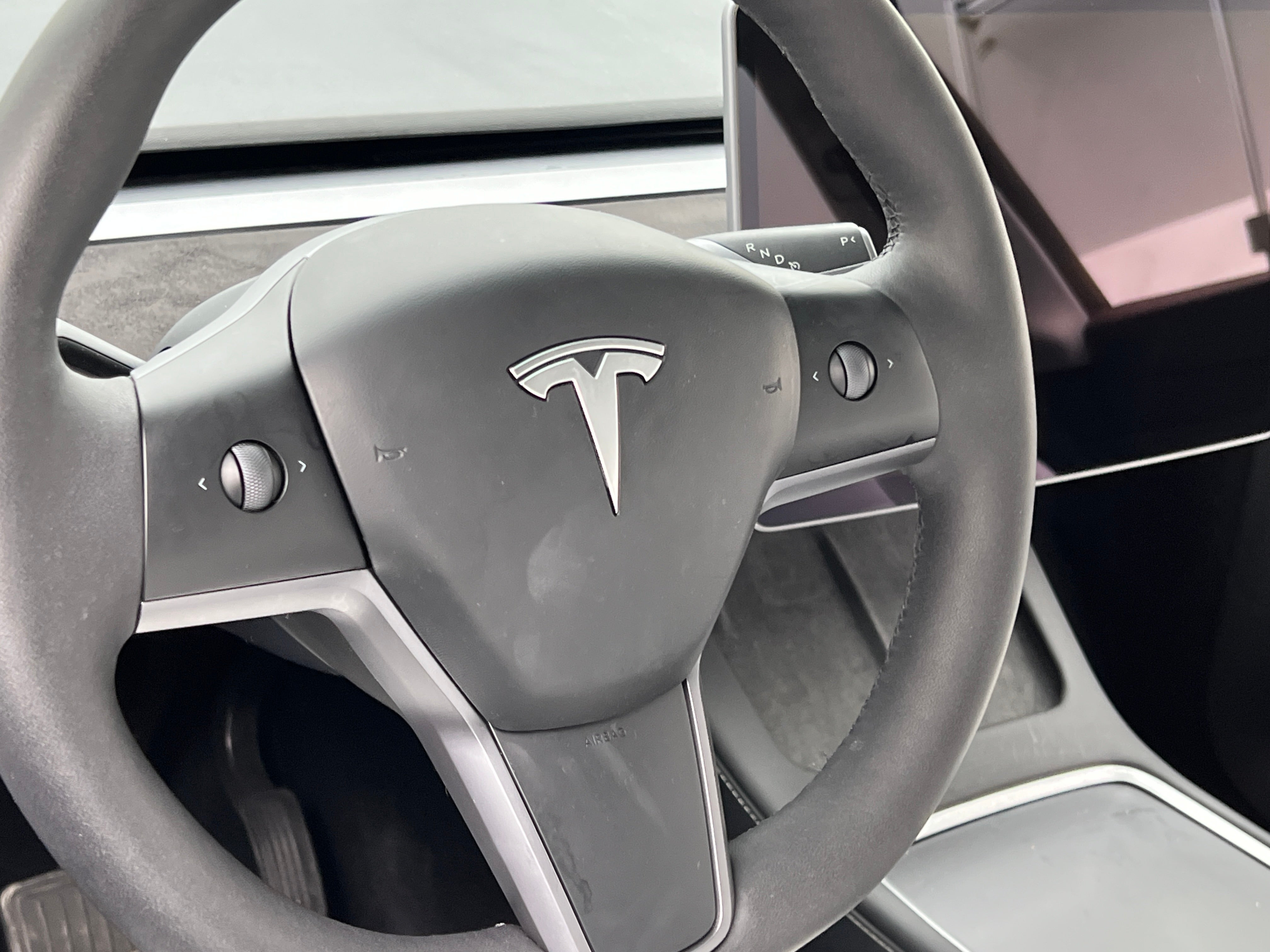 2023 Tesla Model Y Long Range 4