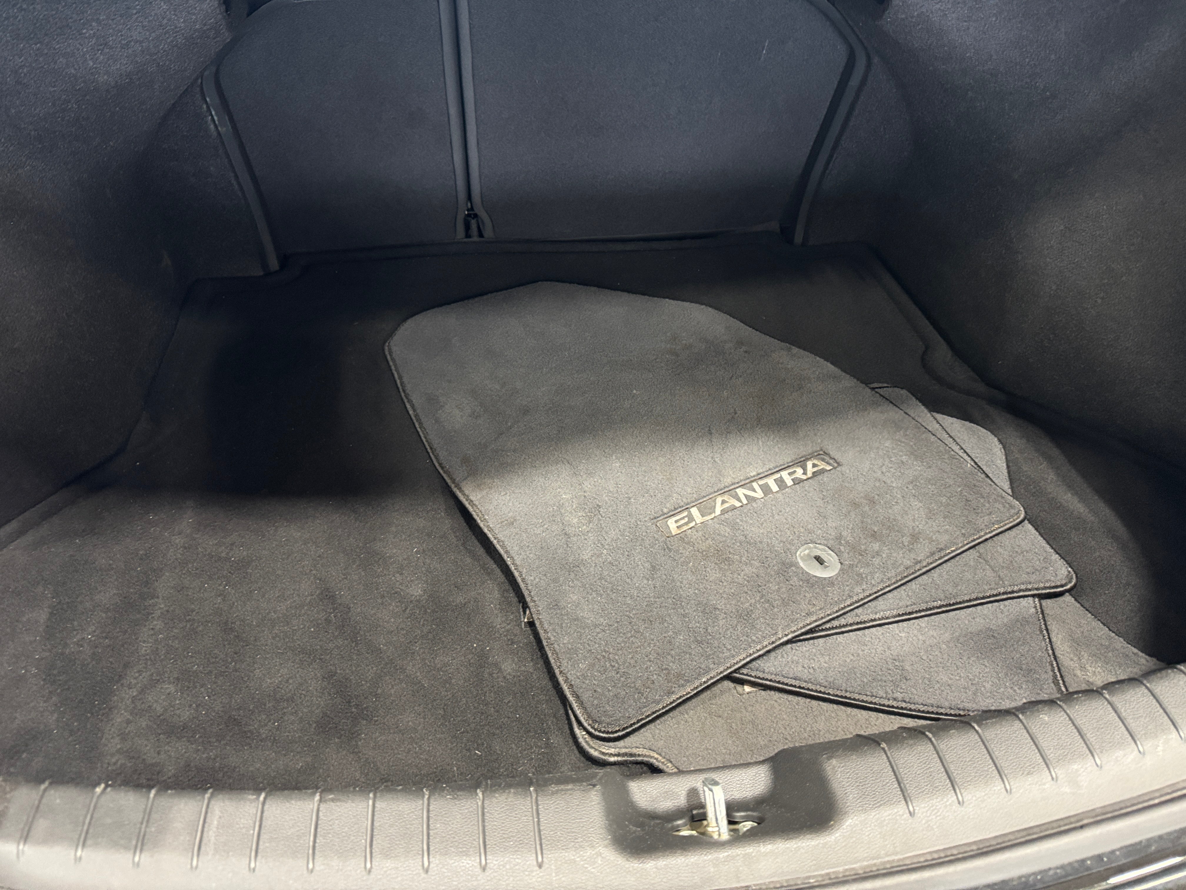 2018 Hyundai Elantra SE 7