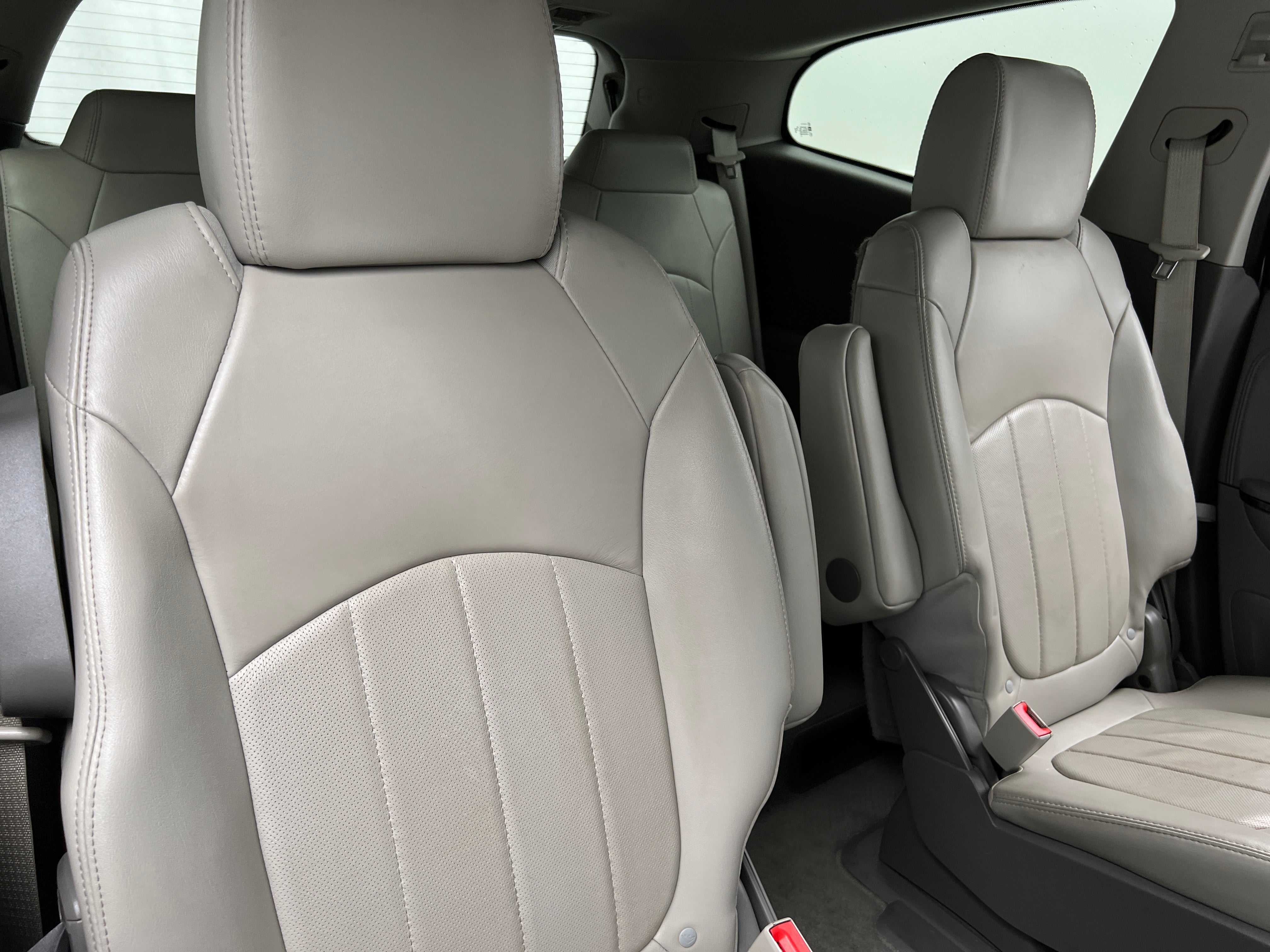 2016 Chevrolet Traverse LTZ 5