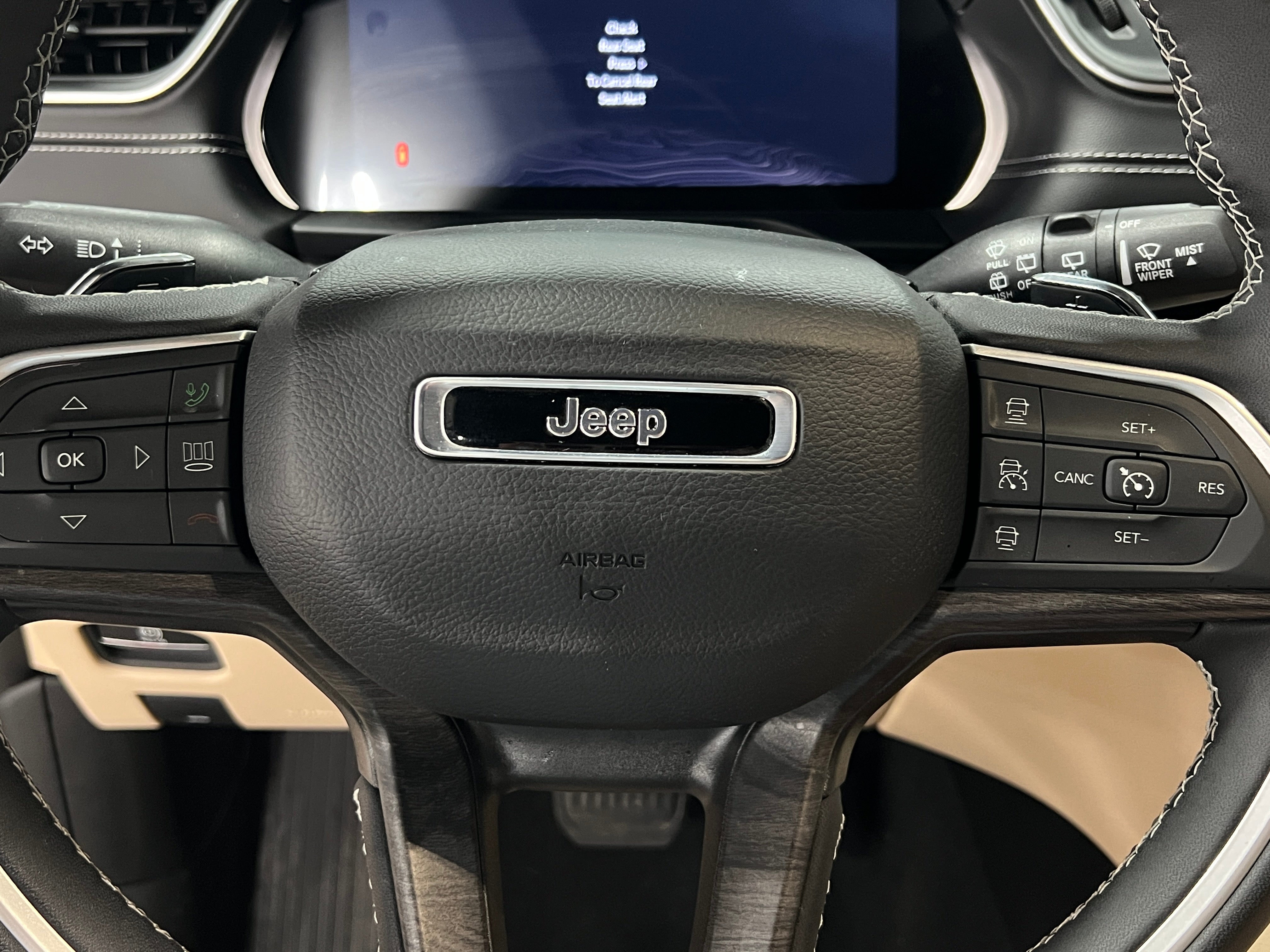 2024 Jeep Grand Cherokee Limited Edition 4