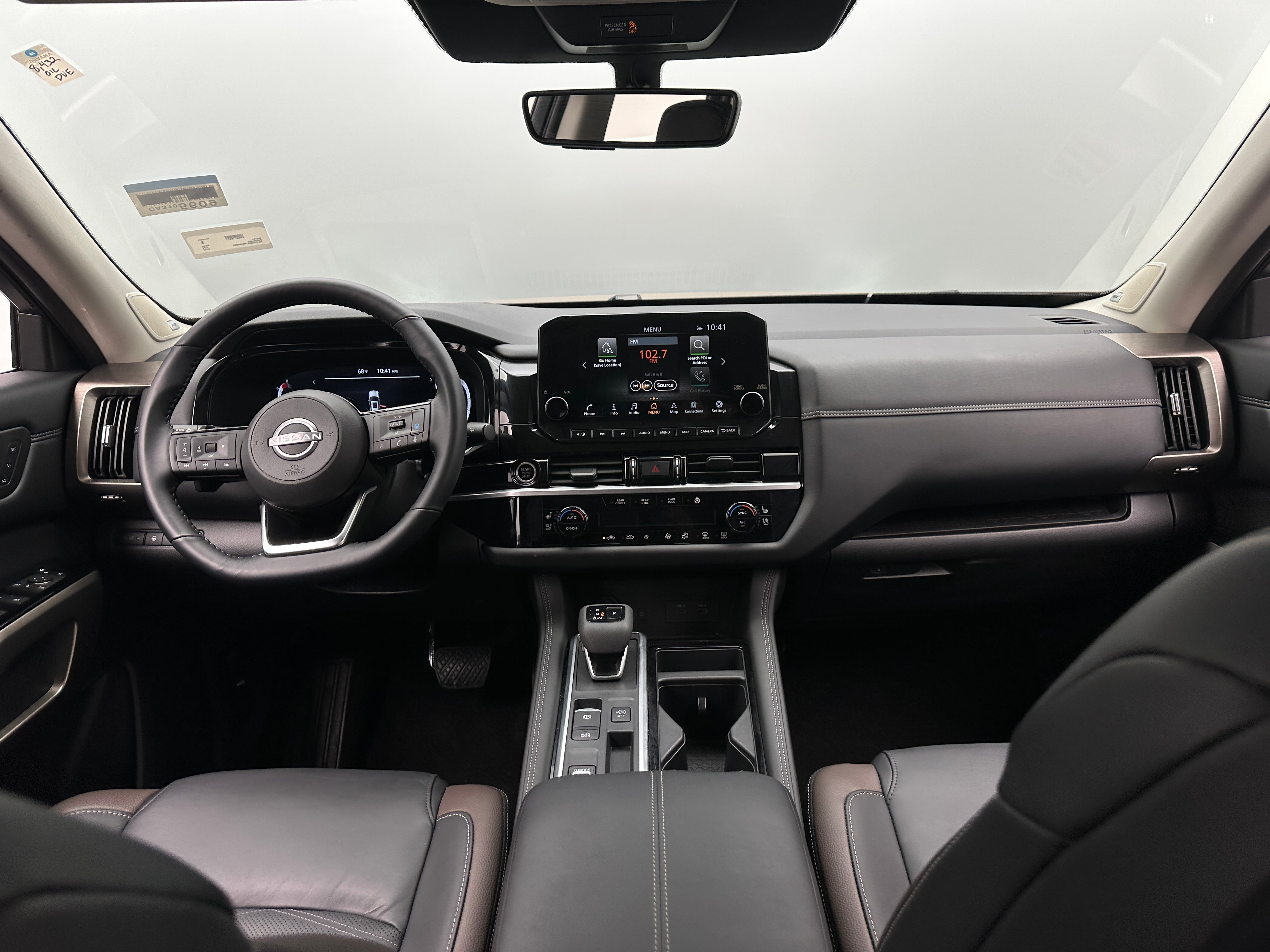 2024 Nissan Pathfinder Platinum 2