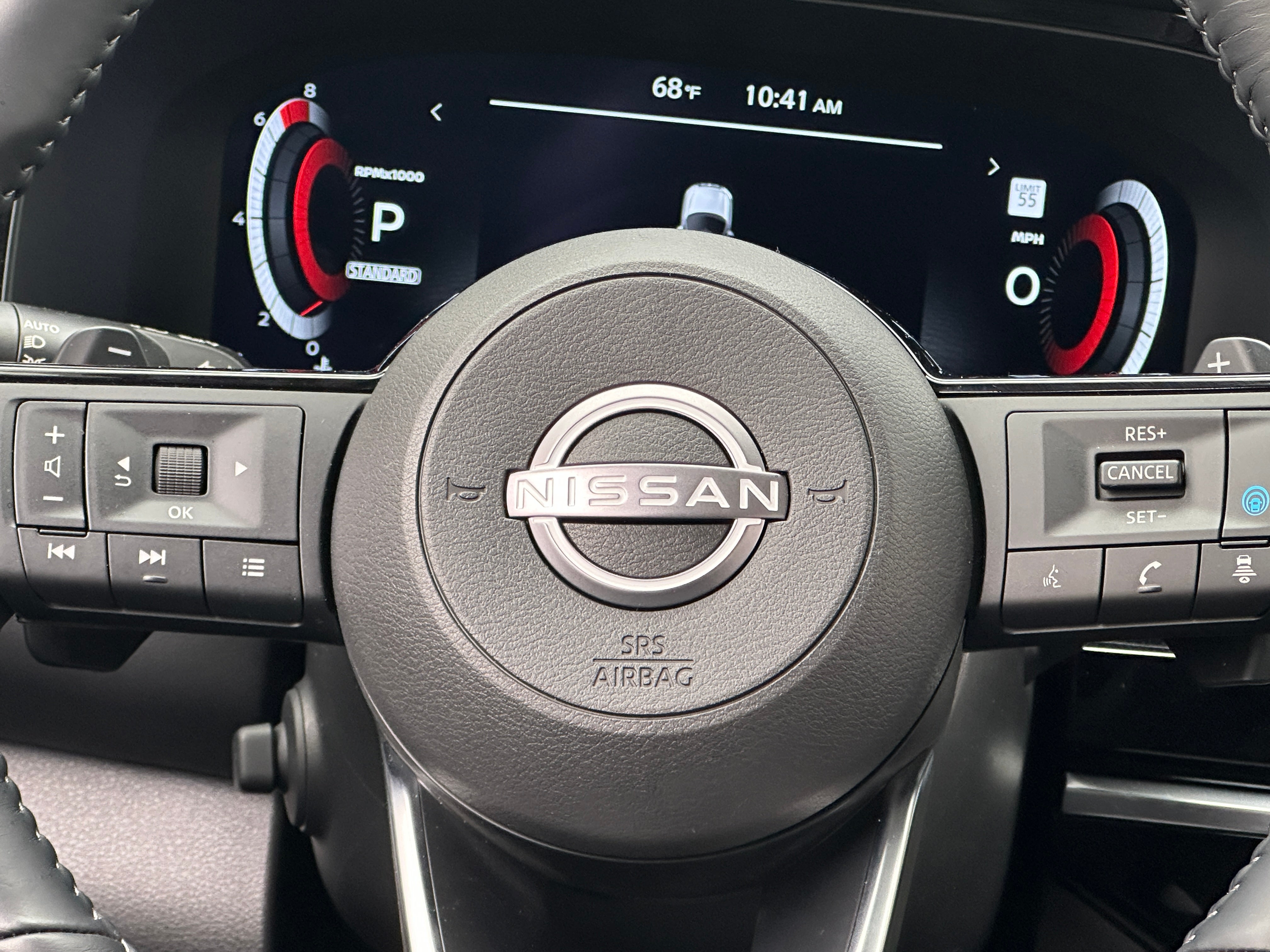 2024 Nissan Pathfinder Platinum 4