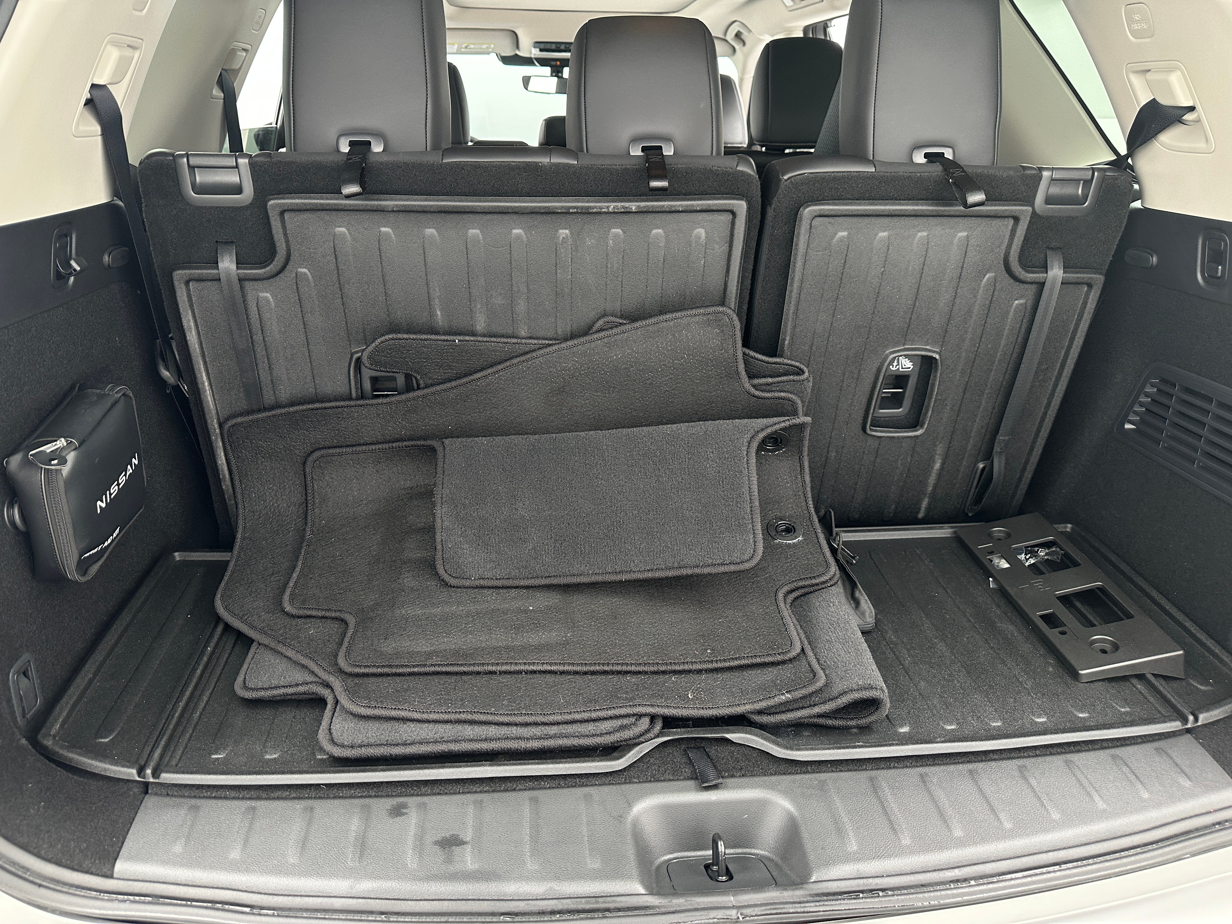2024 Nissan Pathfinder Platinum 6