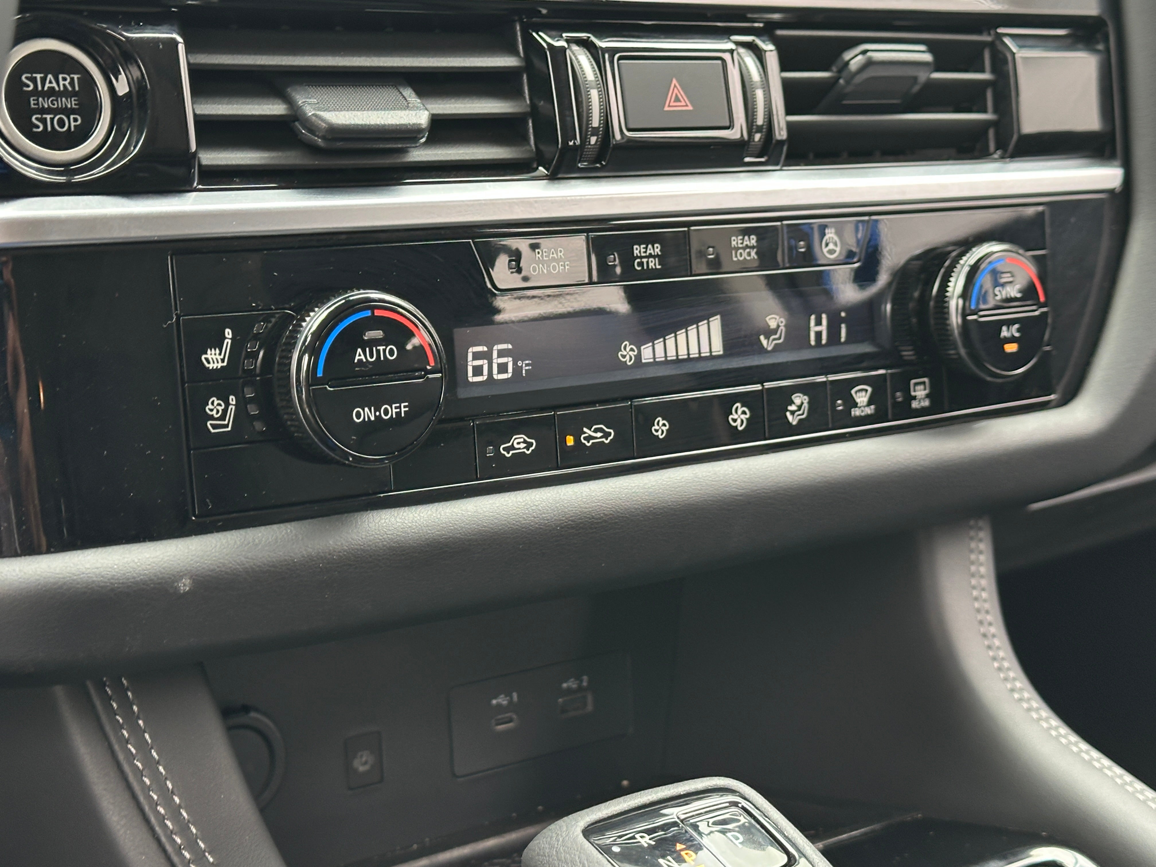 2024 Nissan Pathfinder Platinum 3