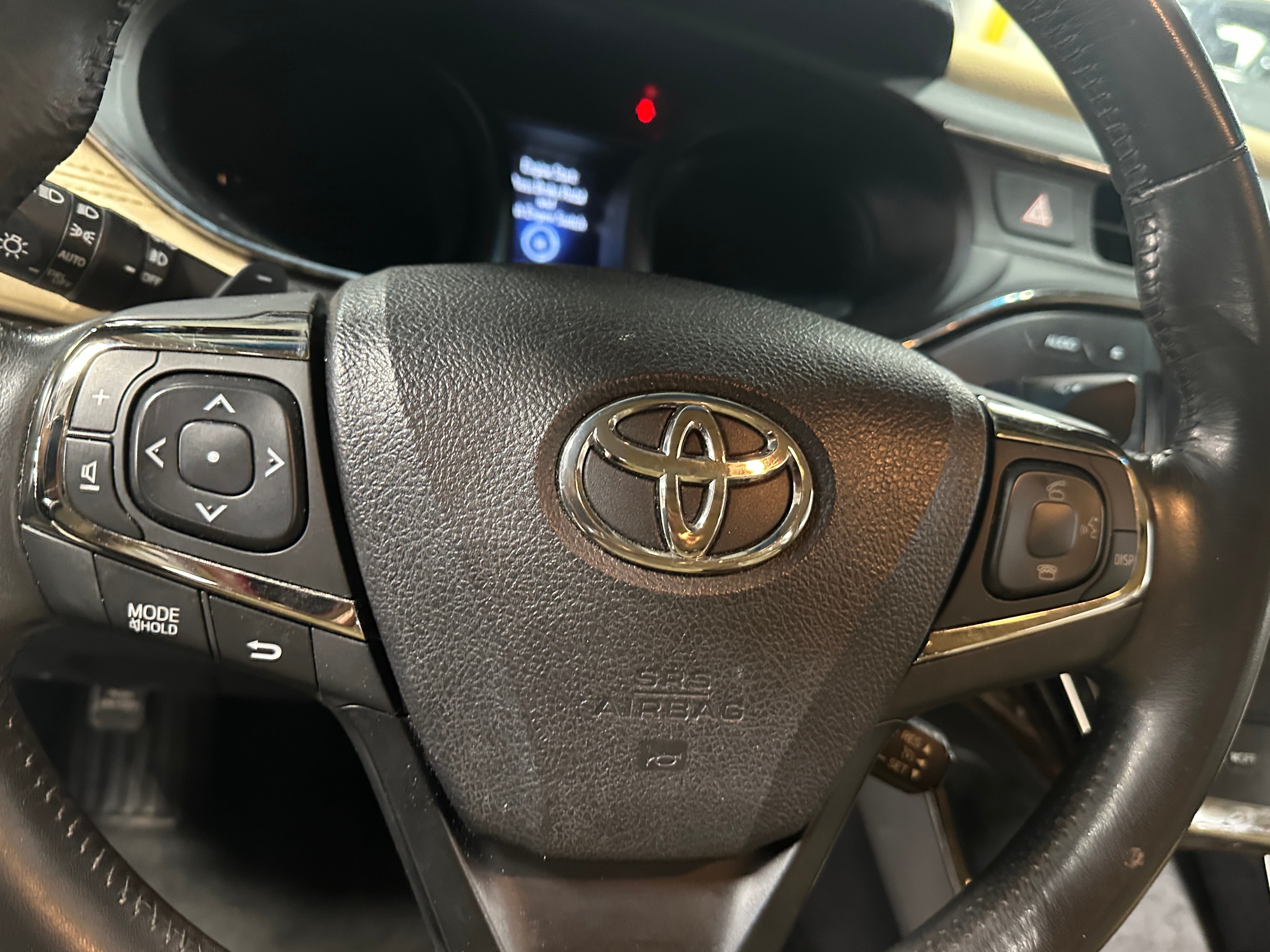 2015 Toyota Avalon XLE 4