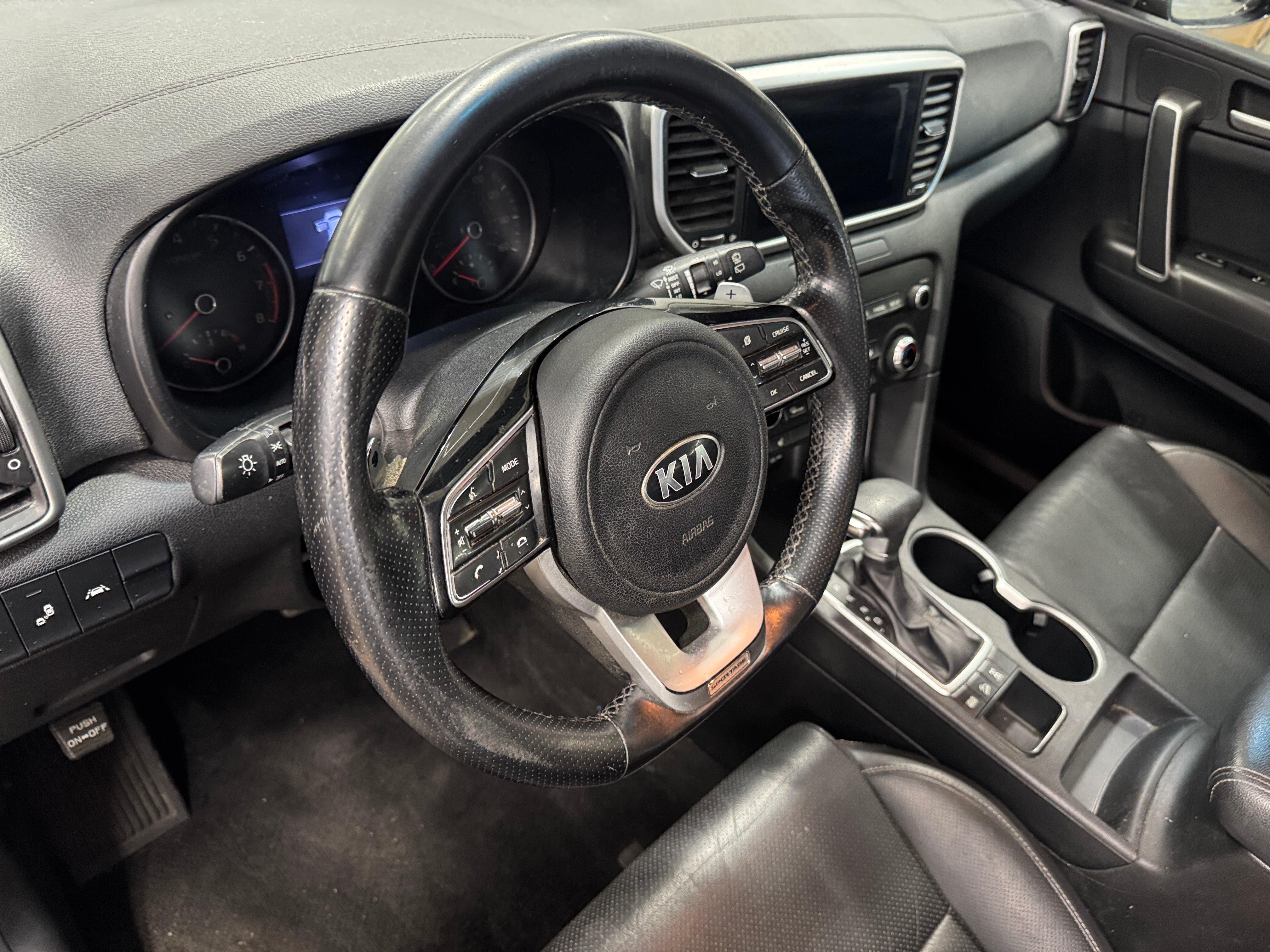 2020 Kia Sportage S 2