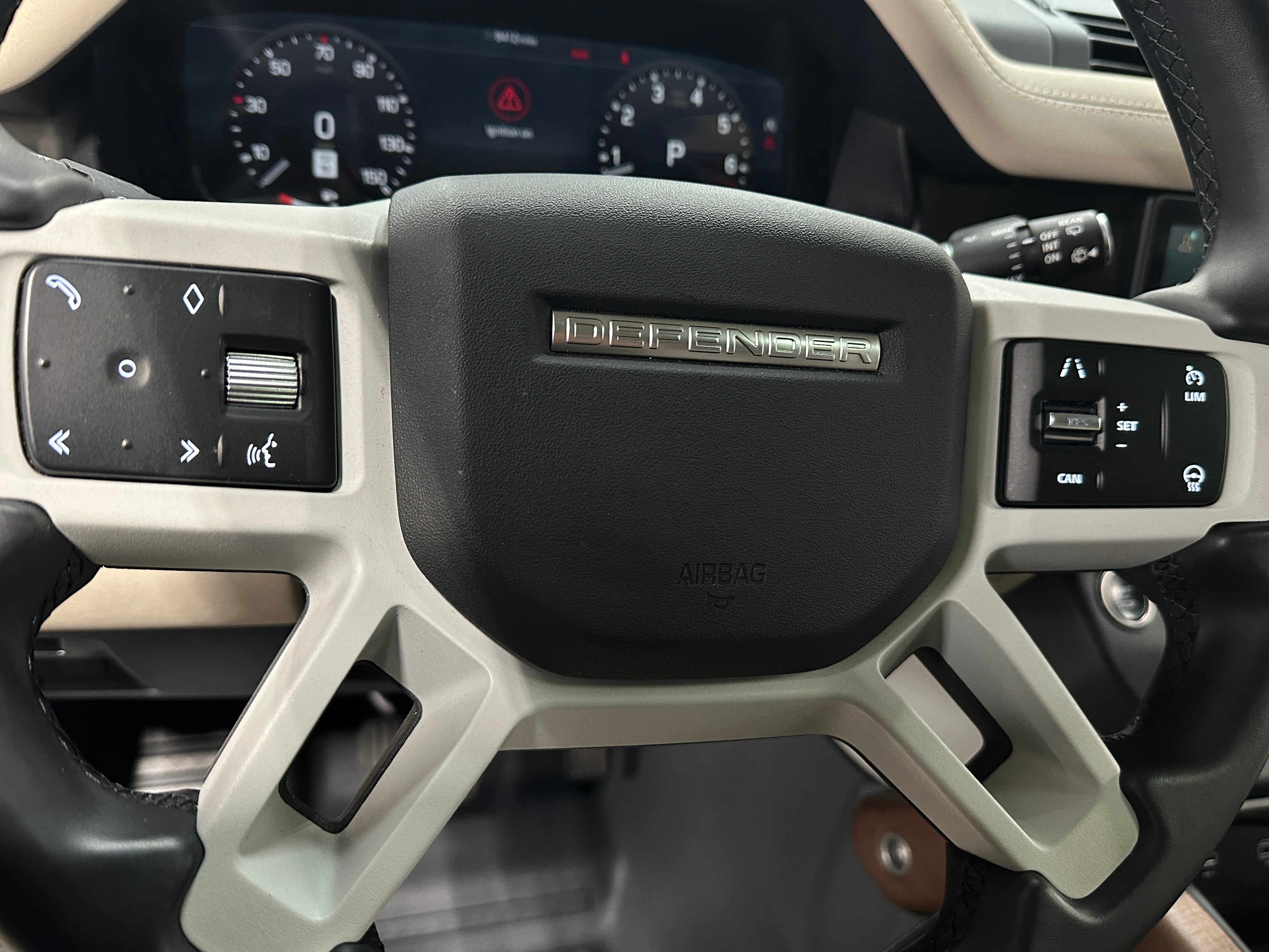 2023 Land Rover Defender 110 4