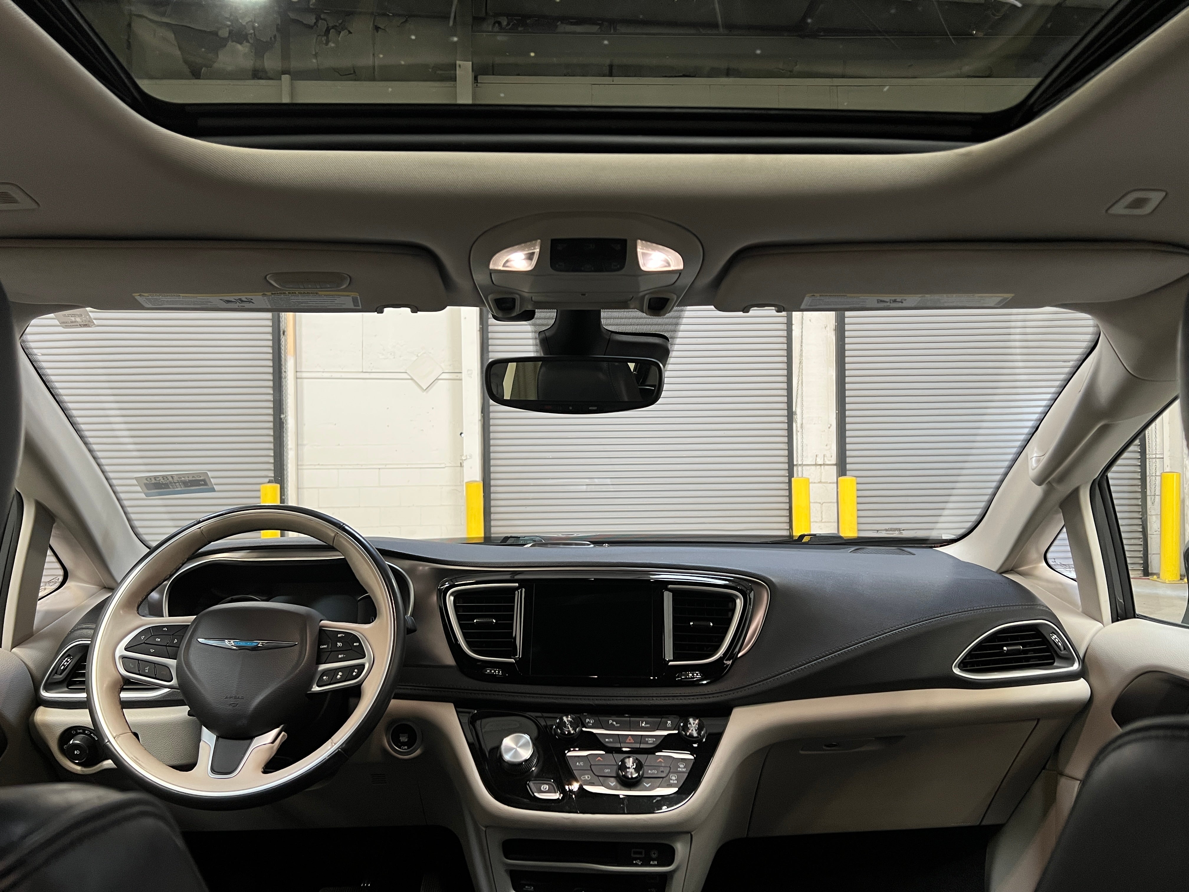 2018 Chrysler Pacifica Hybrid Limited 2