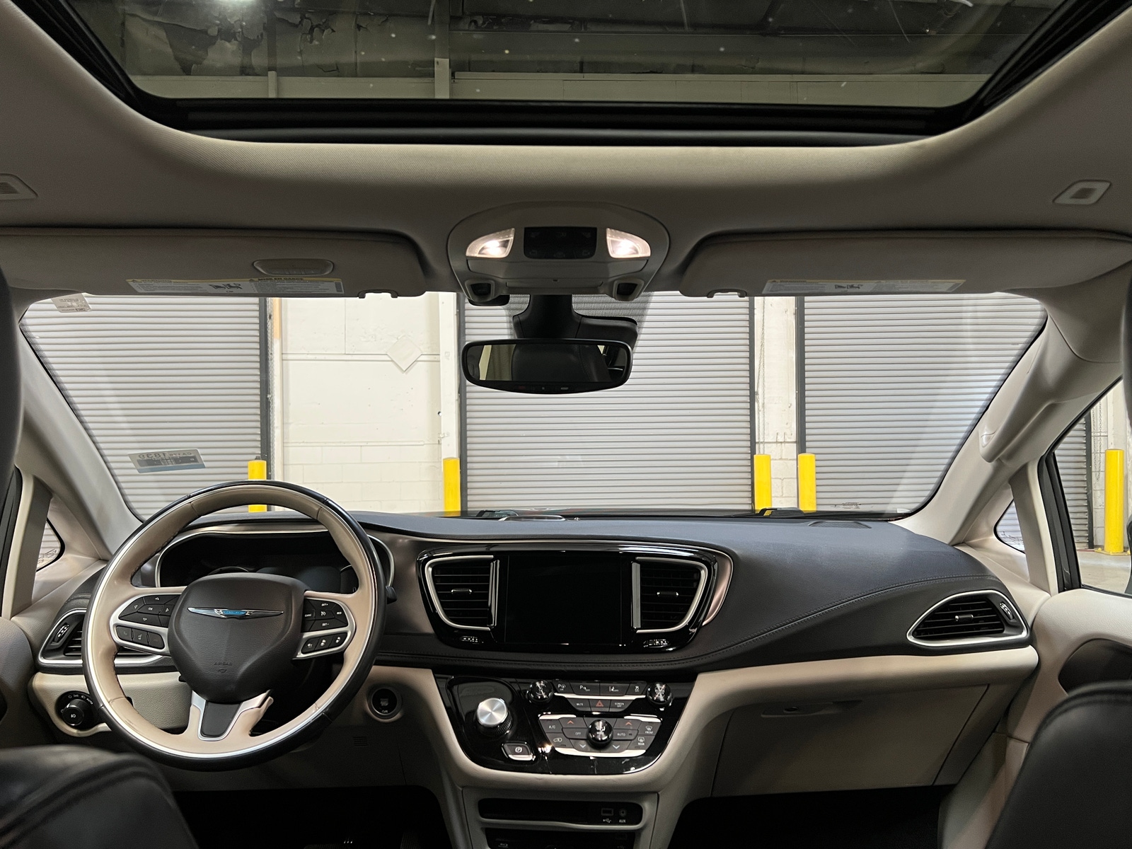 Thumbnail: 2018 Chrysler Pacifica - 2