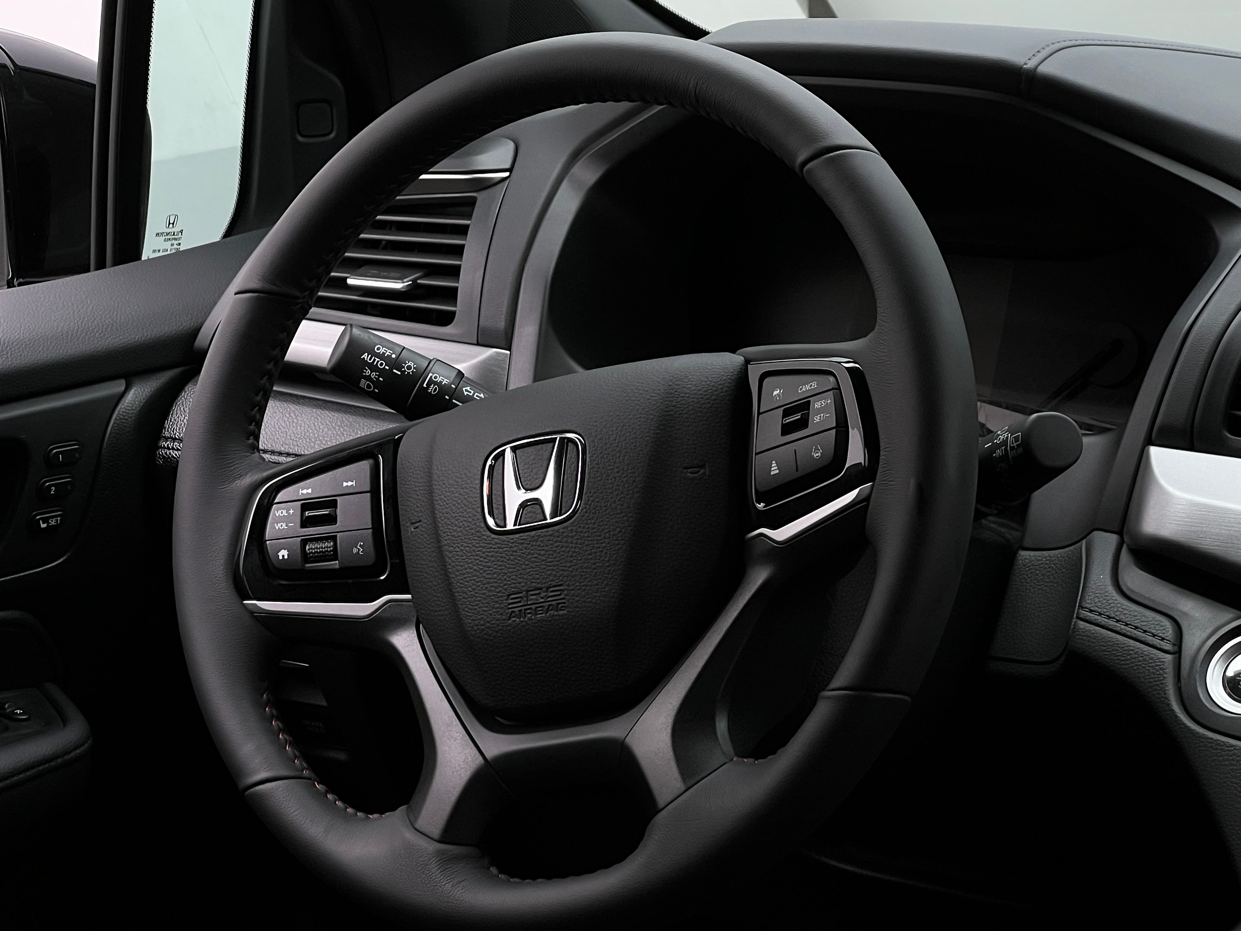 2025 Honda Odyssey Sport 4