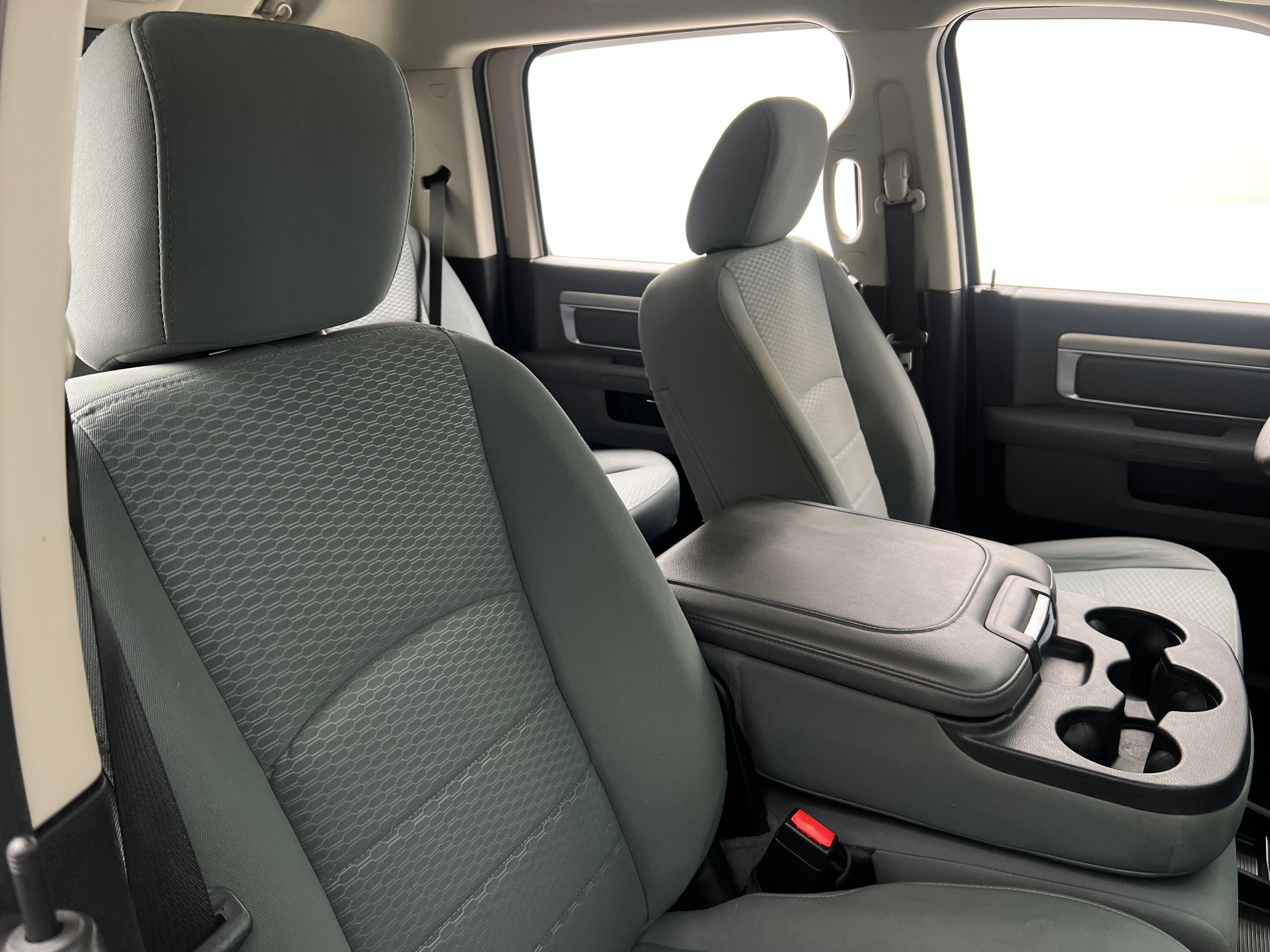 2019 RAM 1500 Classic SLT 2
