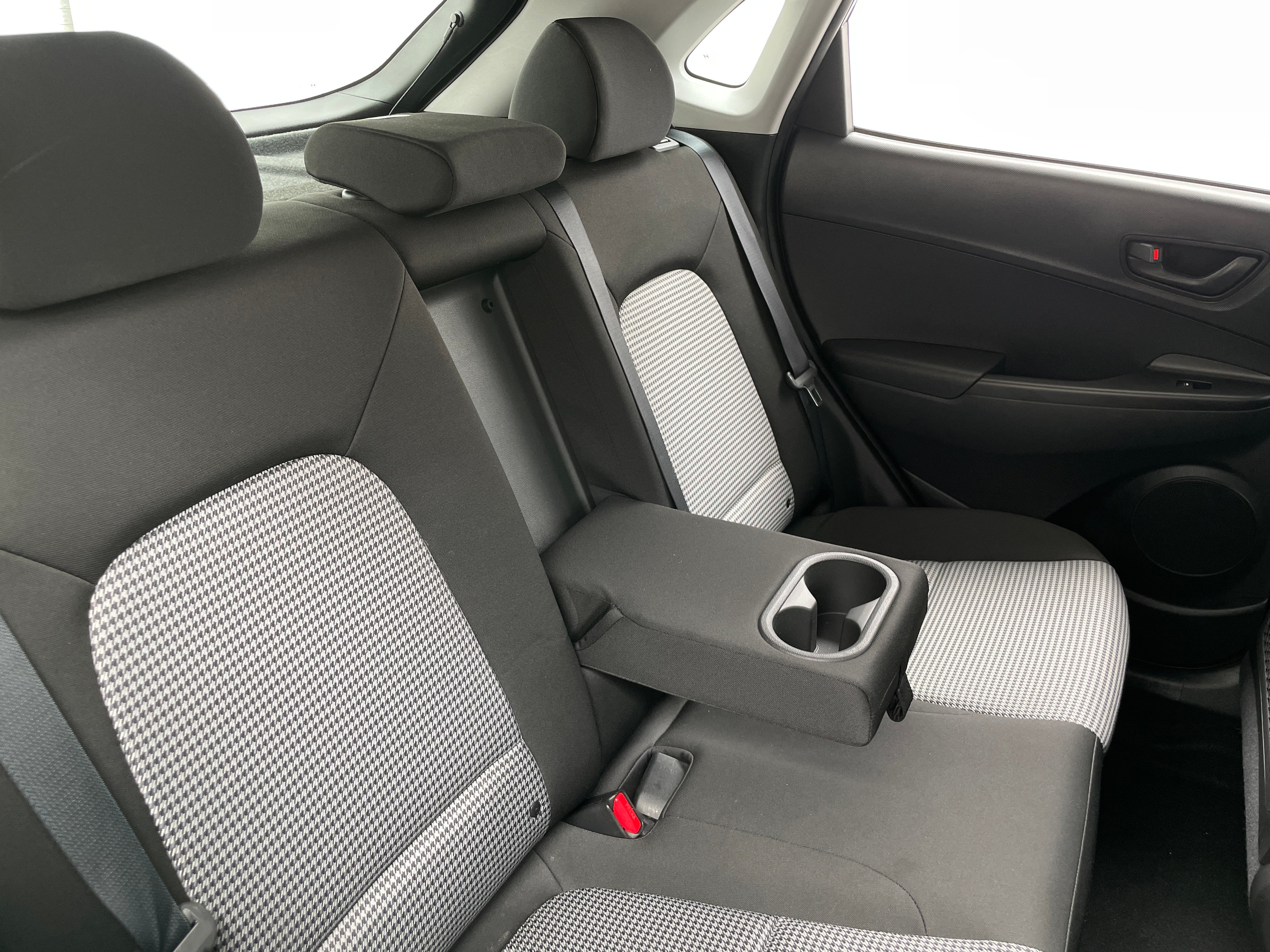 2020 Hyundai Kona SE 6